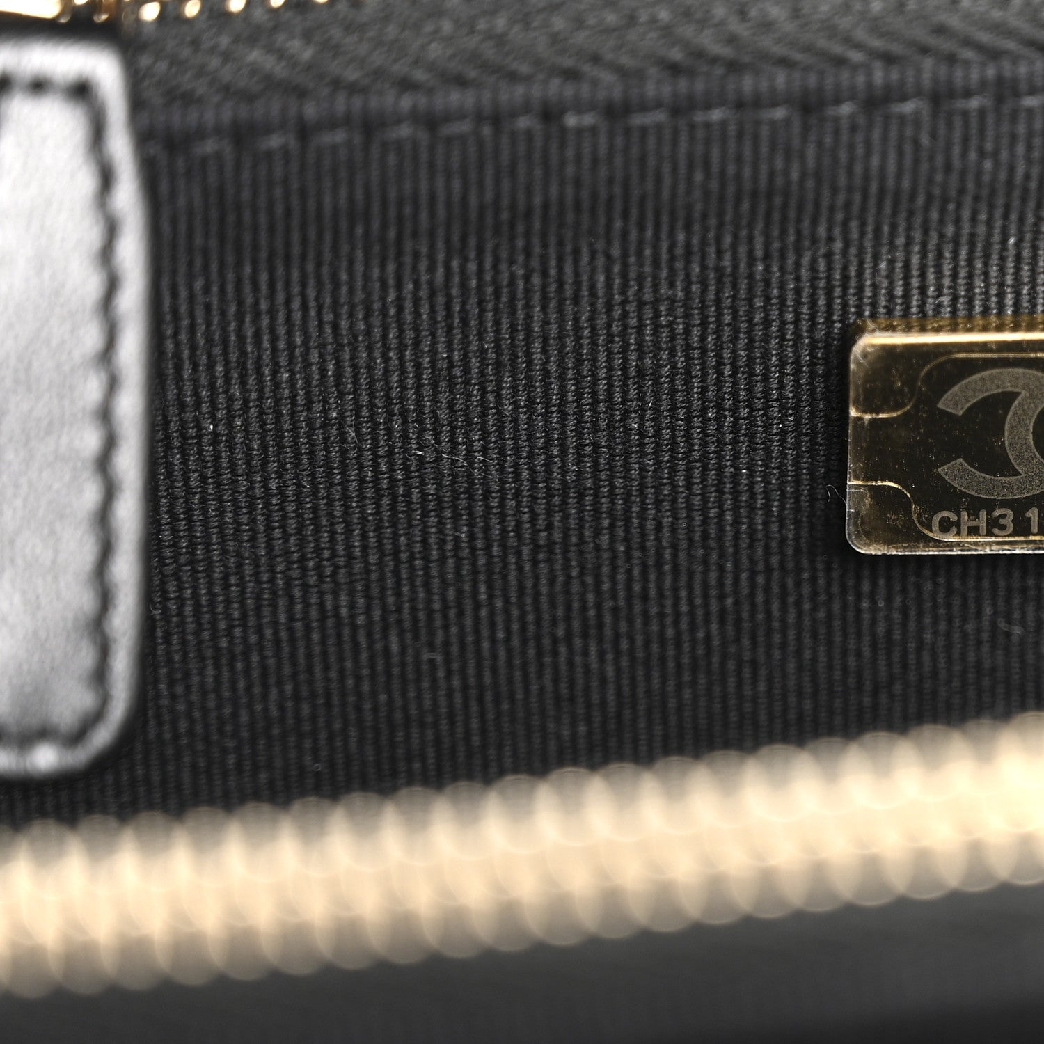 Chanel Caviar Quilted Vanity Case Black 8 of 12