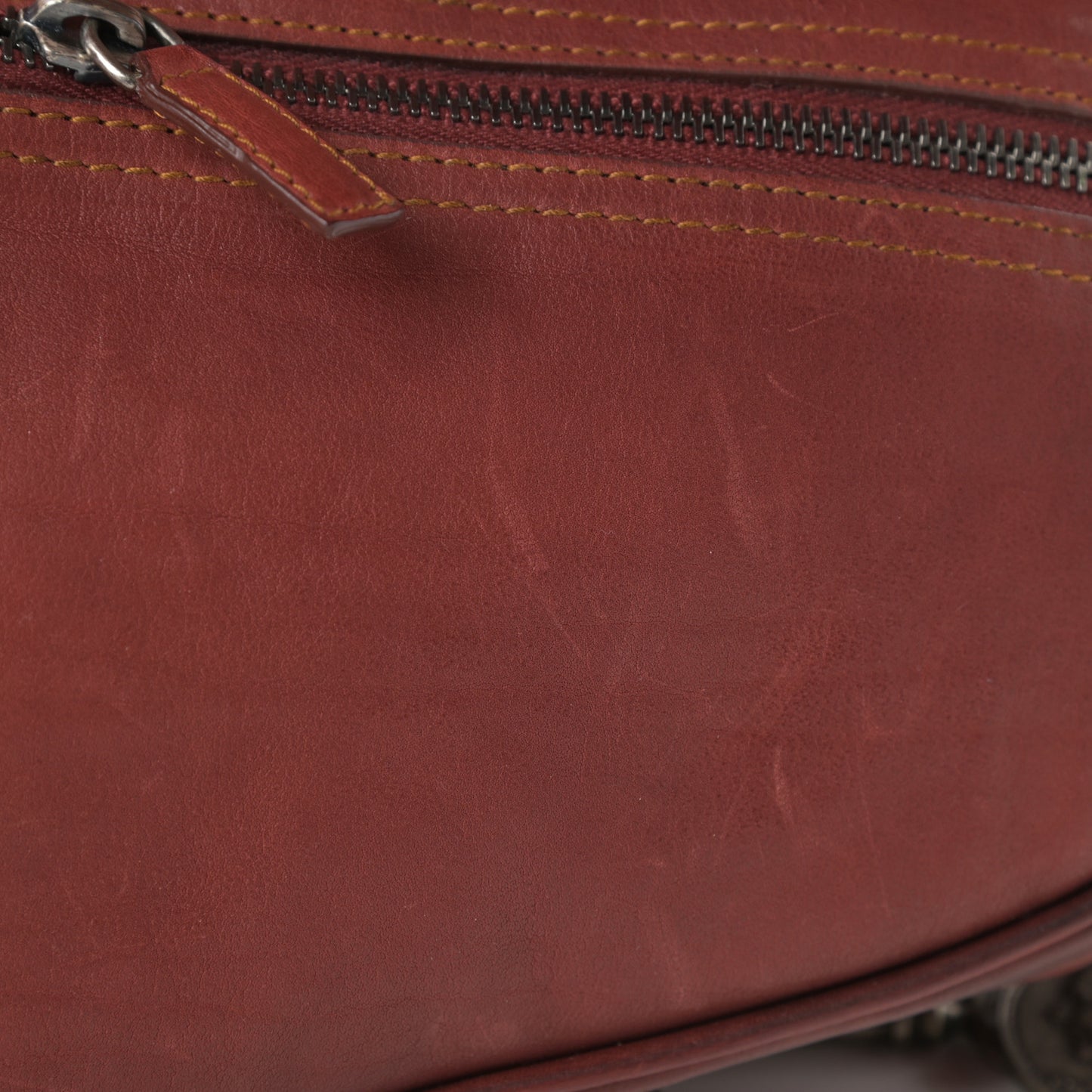 Calfskin Medium Gaucho Double Saddle Red