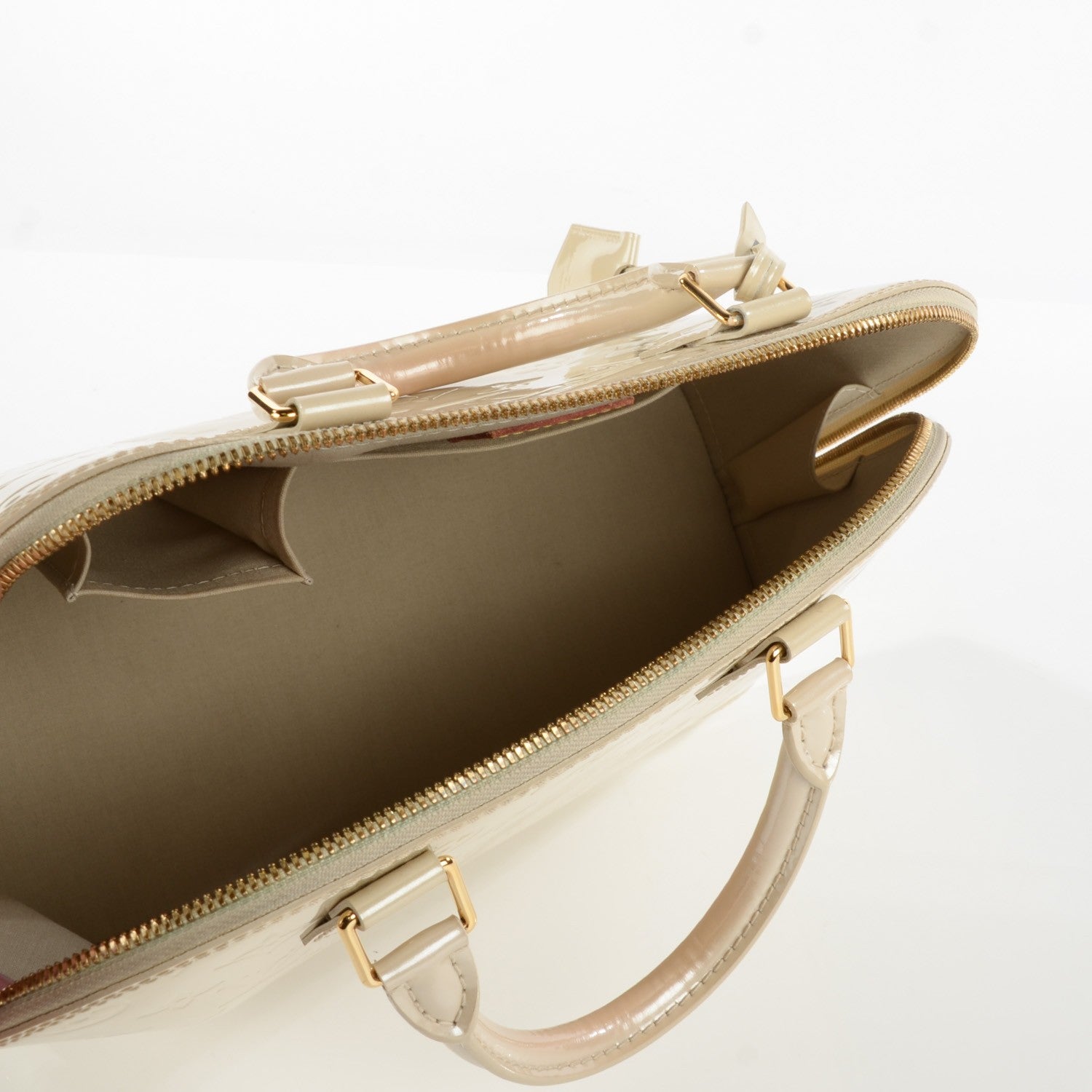 Louis Vuitton Vernis Alma PM Blanc Corail 7 of 7