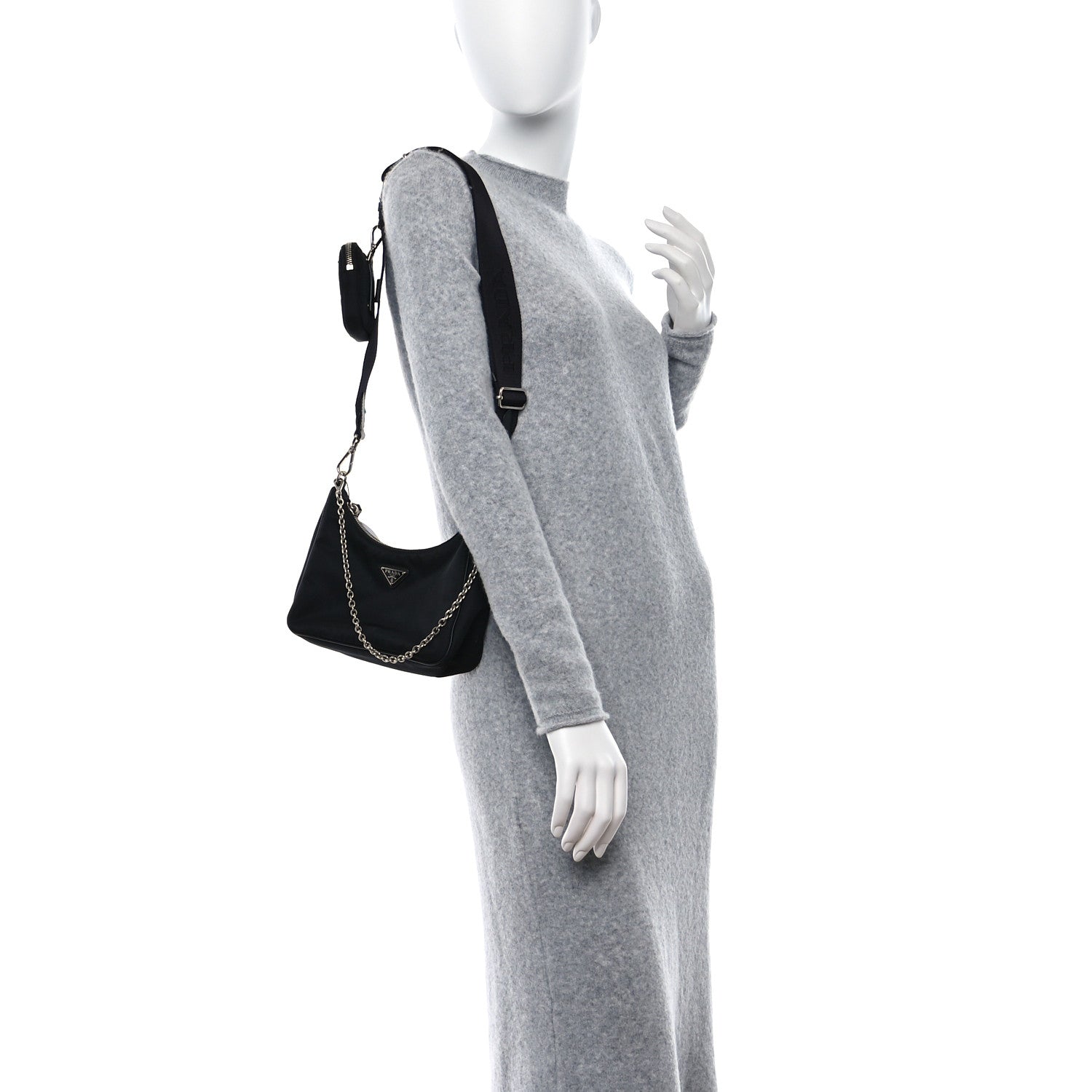 Prada Nylon Re-Edition 2005 Shoulder Bag Black 2 of 11