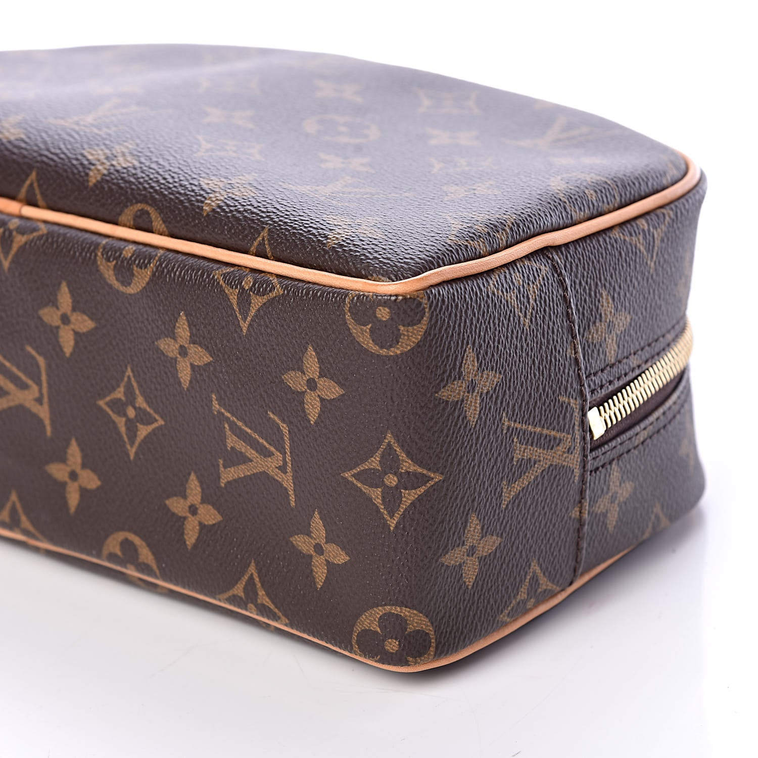 Louis Vuitton Monogram Toiletry Bag 25 7 of 10