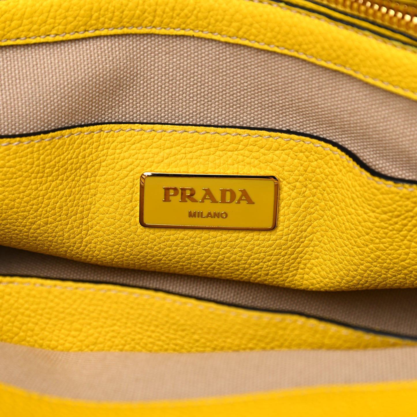 Vitello Grain Tote Girasole