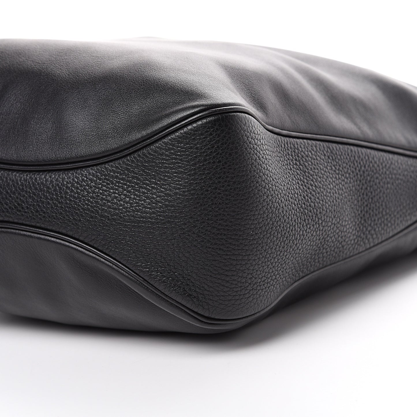 Swift Taurillon Clemence Vache Hunter Virevolte 24 Black