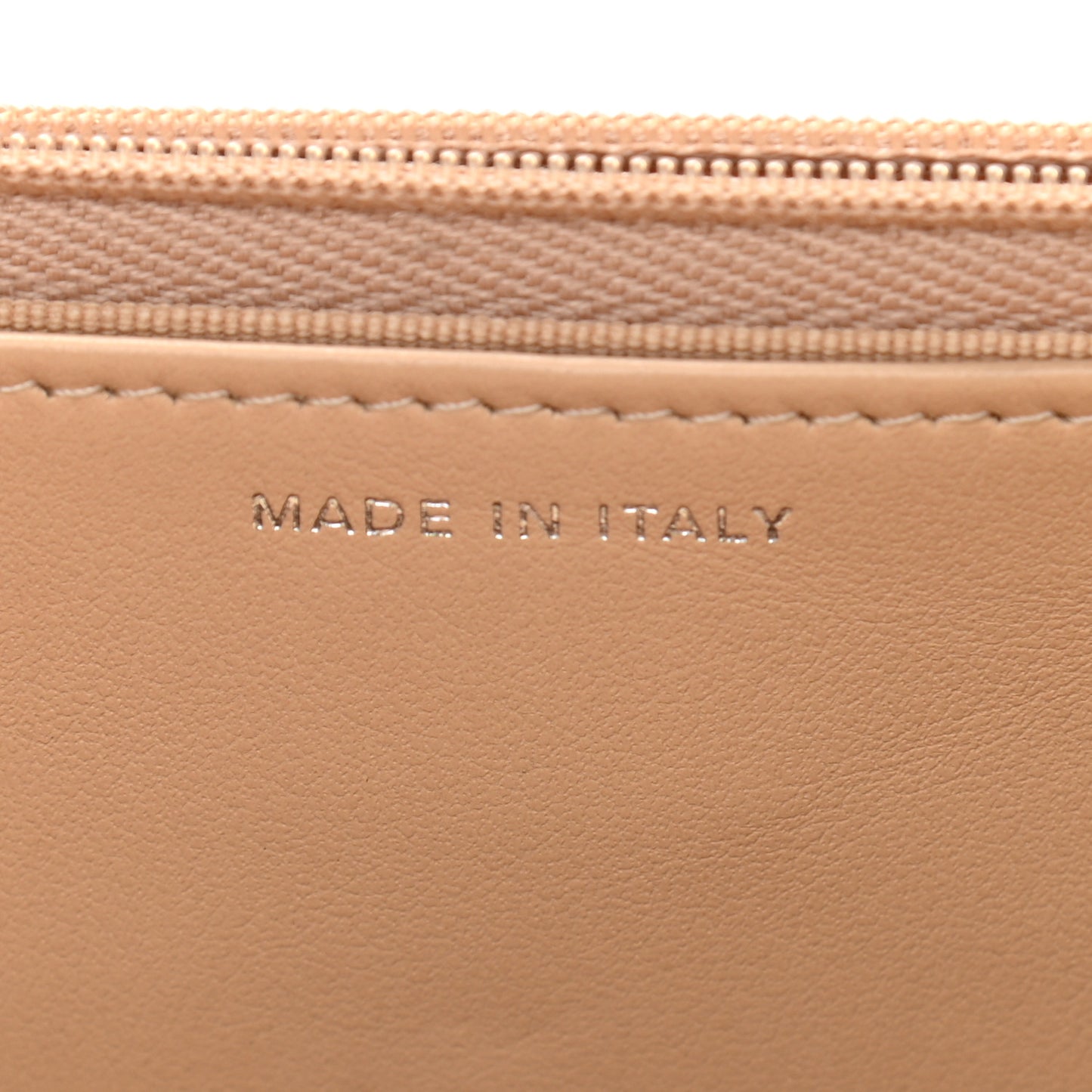 Caviar Quilted Wallet On Chain WOC Beige