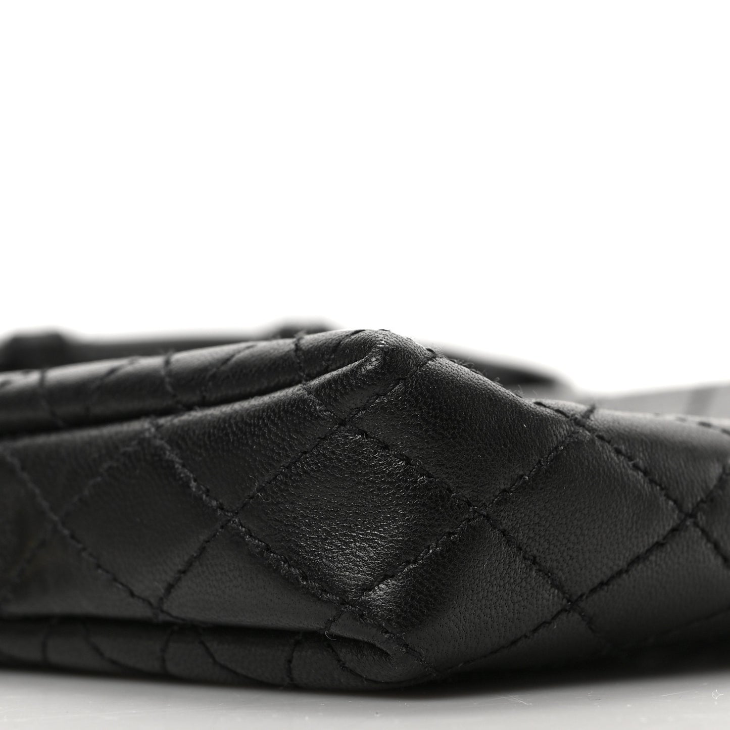 Lambskin Quilted Gaby Zipped Pouch Black