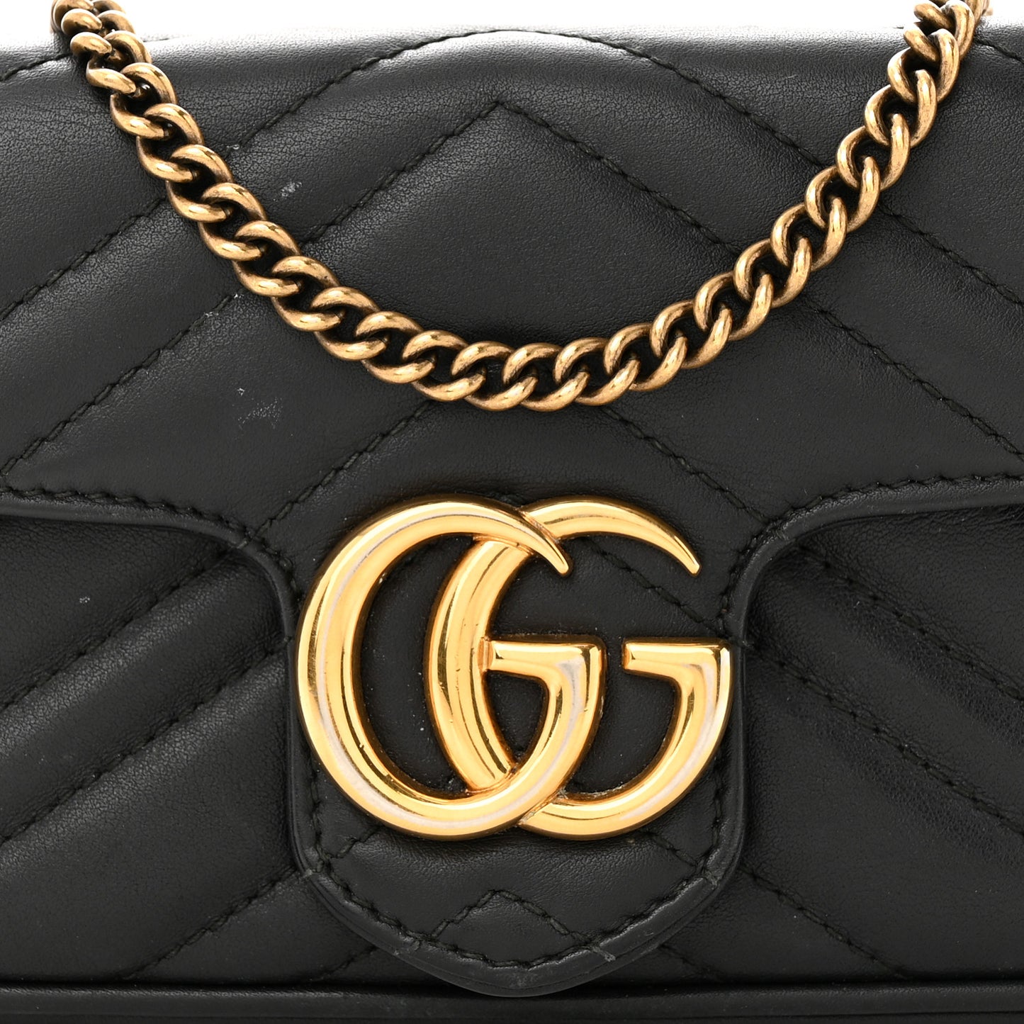 Calfskin Matelasse Super Mini GG Marmont Shoulder Bag Black