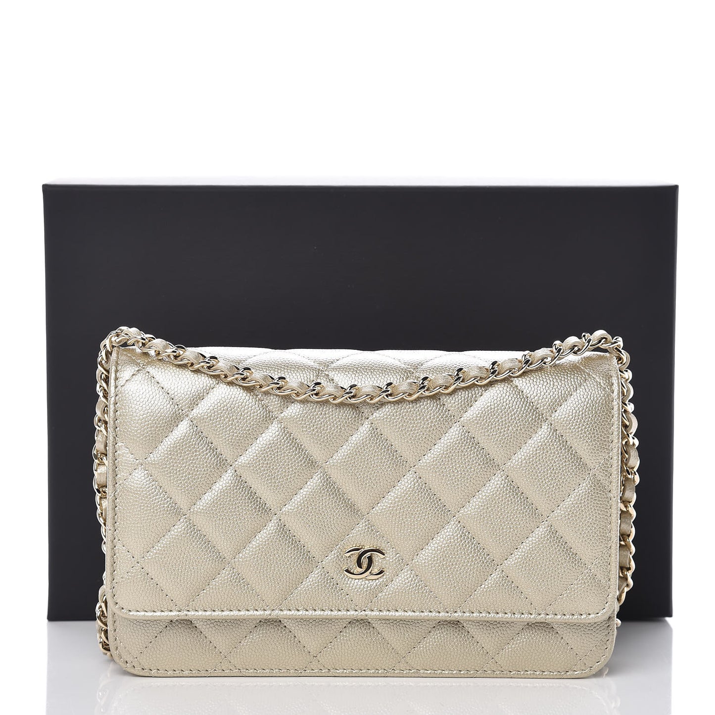 Pearly Caviar Quilted Wallet On Chain WOC Light Gold