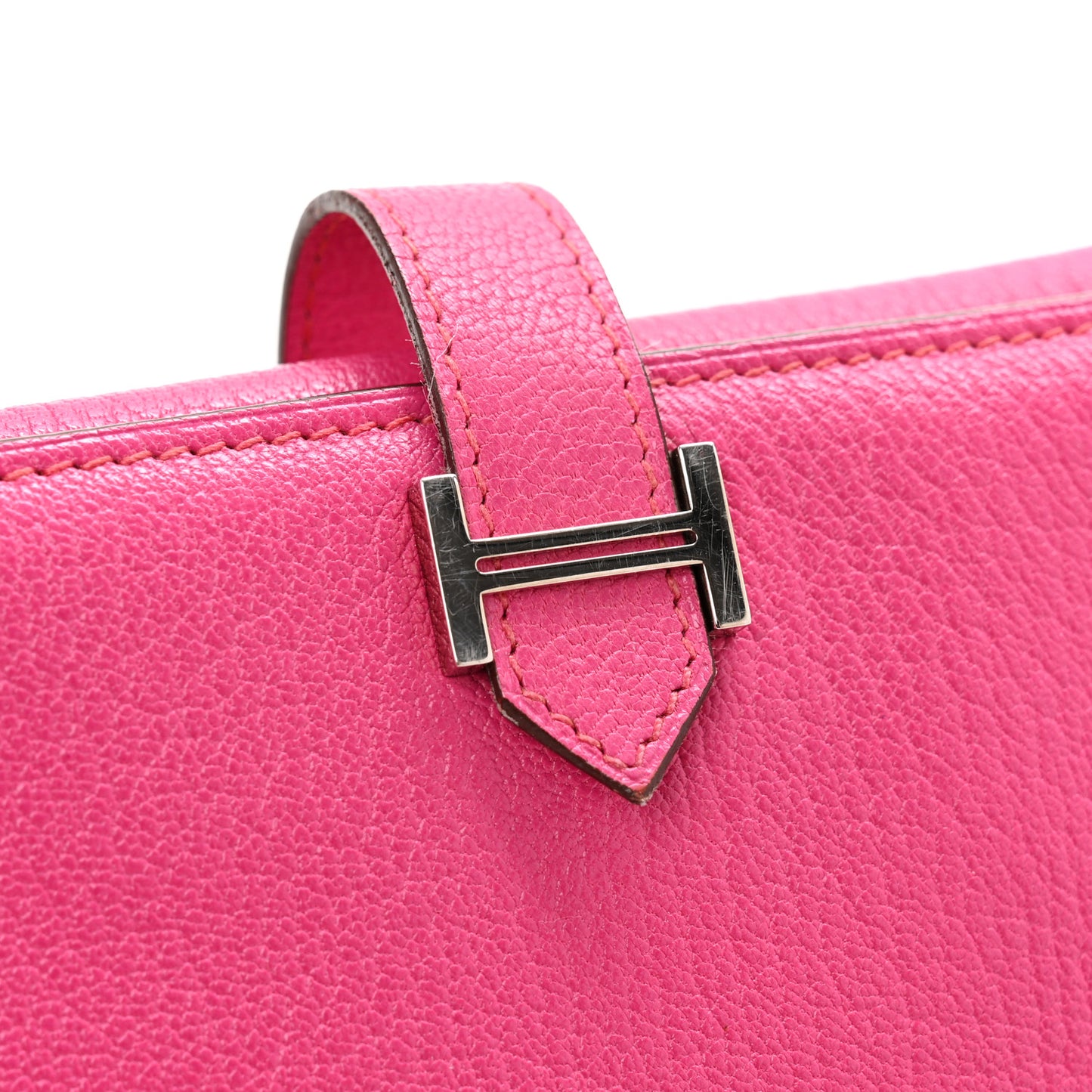 Chevre Mysore Tri-Fold Bearn Wallet Rose Shocking