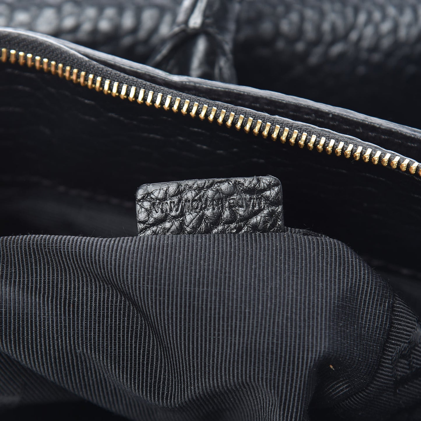 Heritage Grain Medium Dewsbury Tote Black