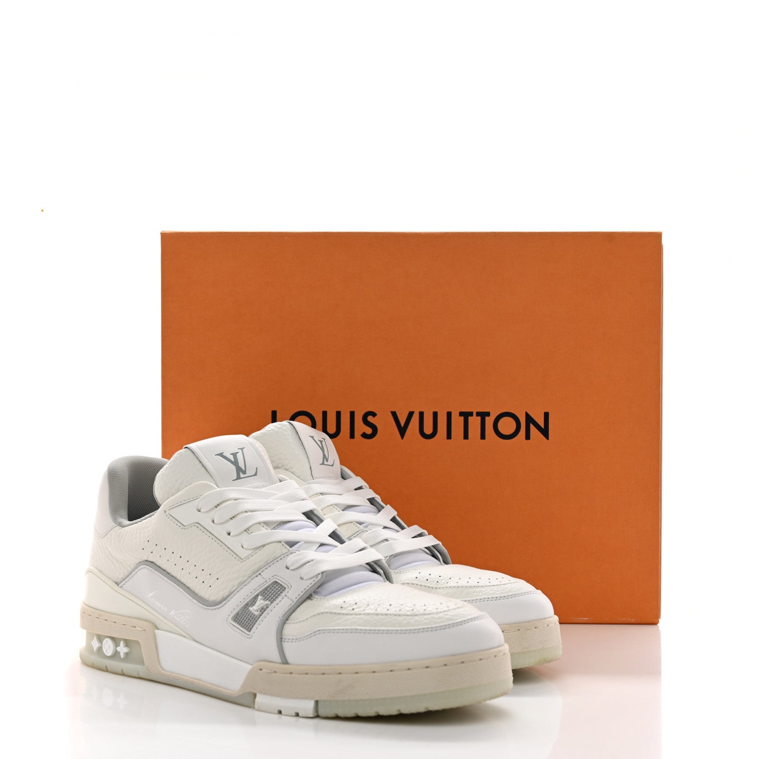 Louis Vuitton Calfskin Mens LV Trainer Sneakers 9 White 22 of 22