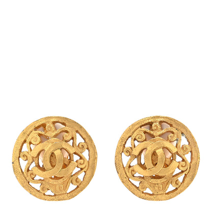 Chanel Metal CC Clip On Earrings Gold 1 of 5