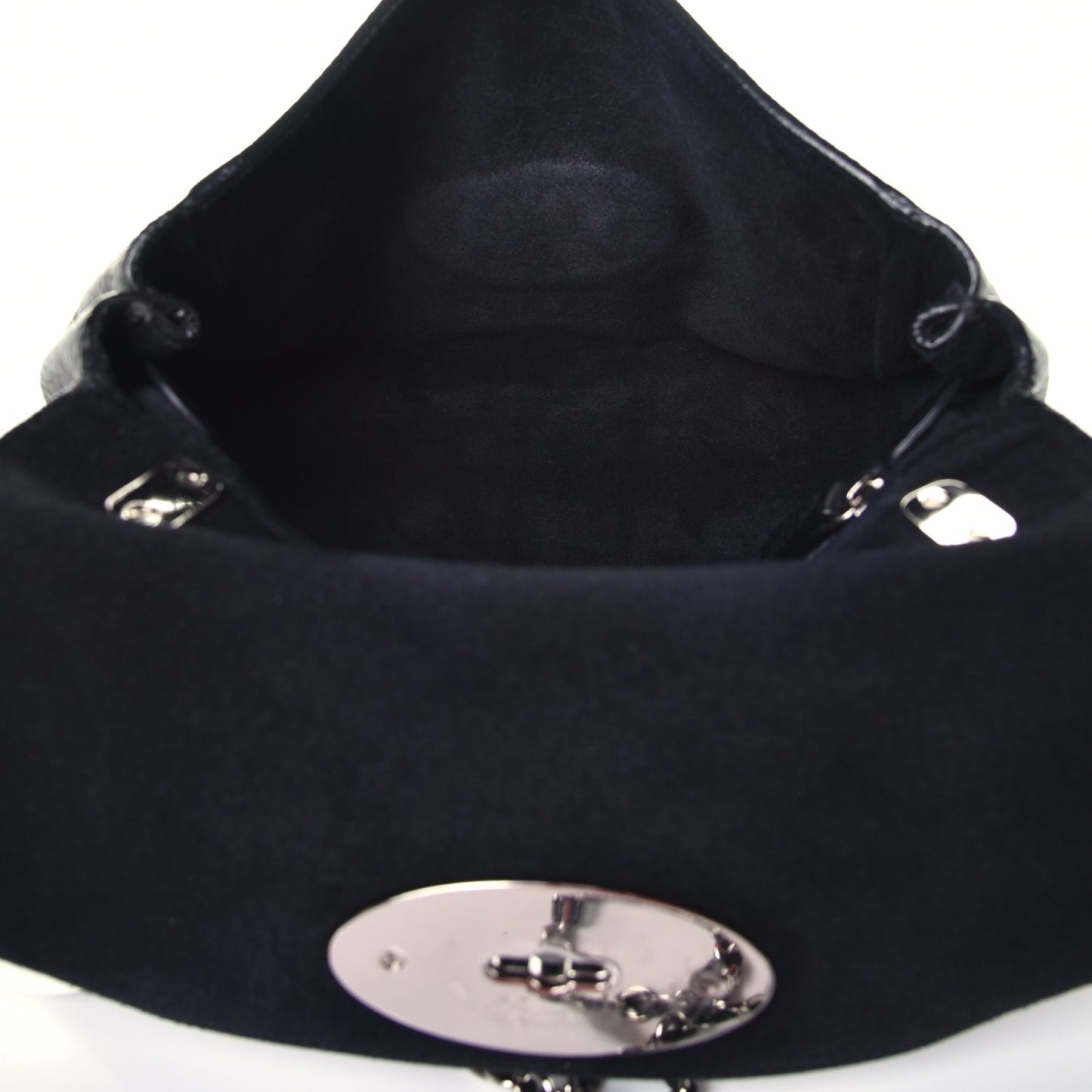 Classic Grain Small Lily Flap Black
