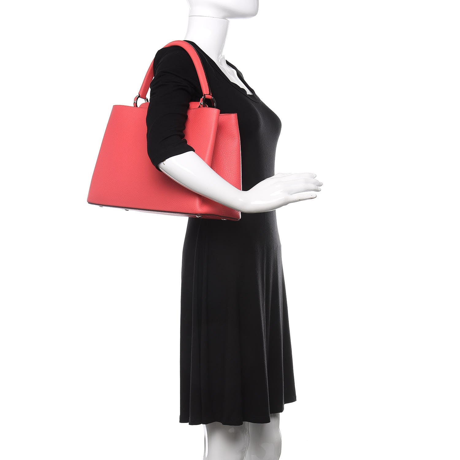 Louis Vuitton Taurillon Capucines MM Rose Litchi 2 of 11