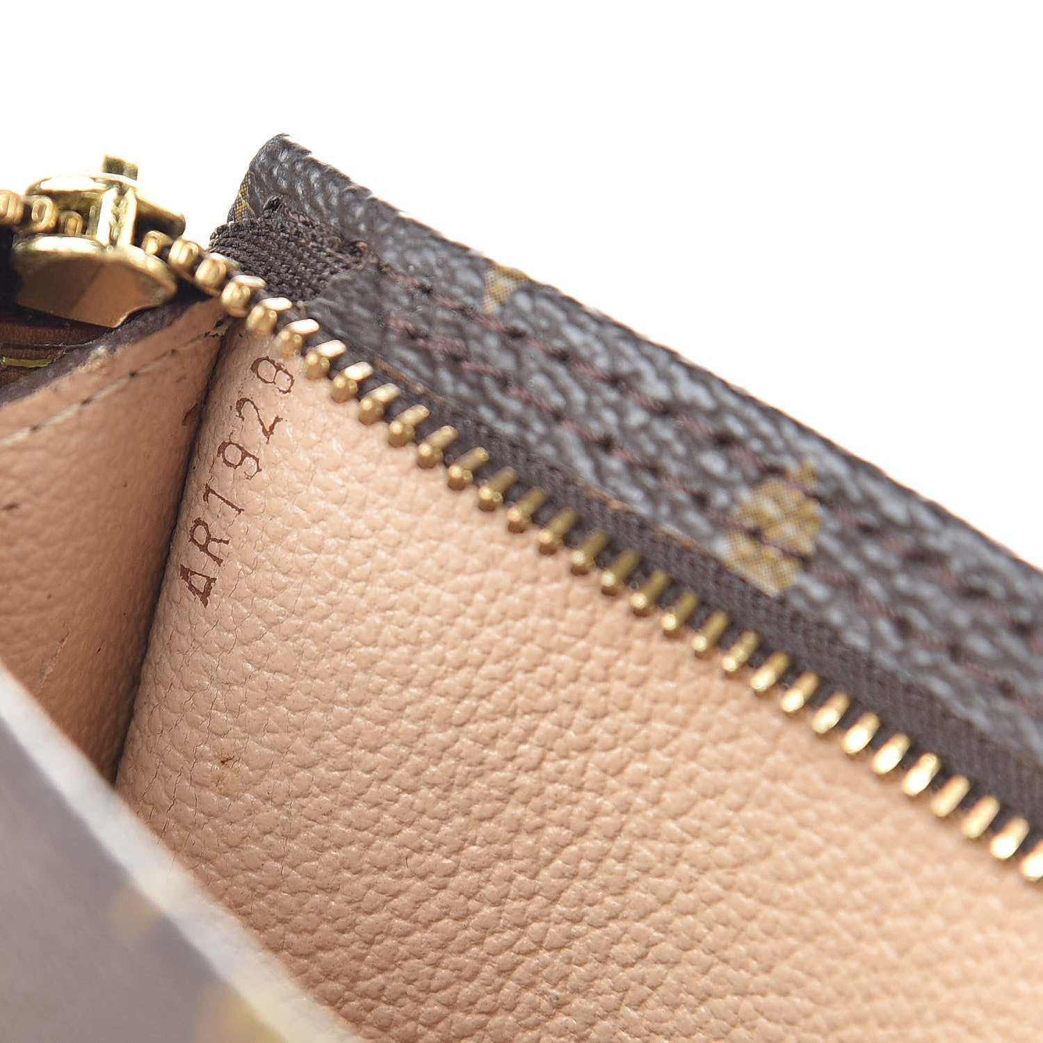 Louis Vuitton Monogram Bucket Pouch 27 7 of 8
