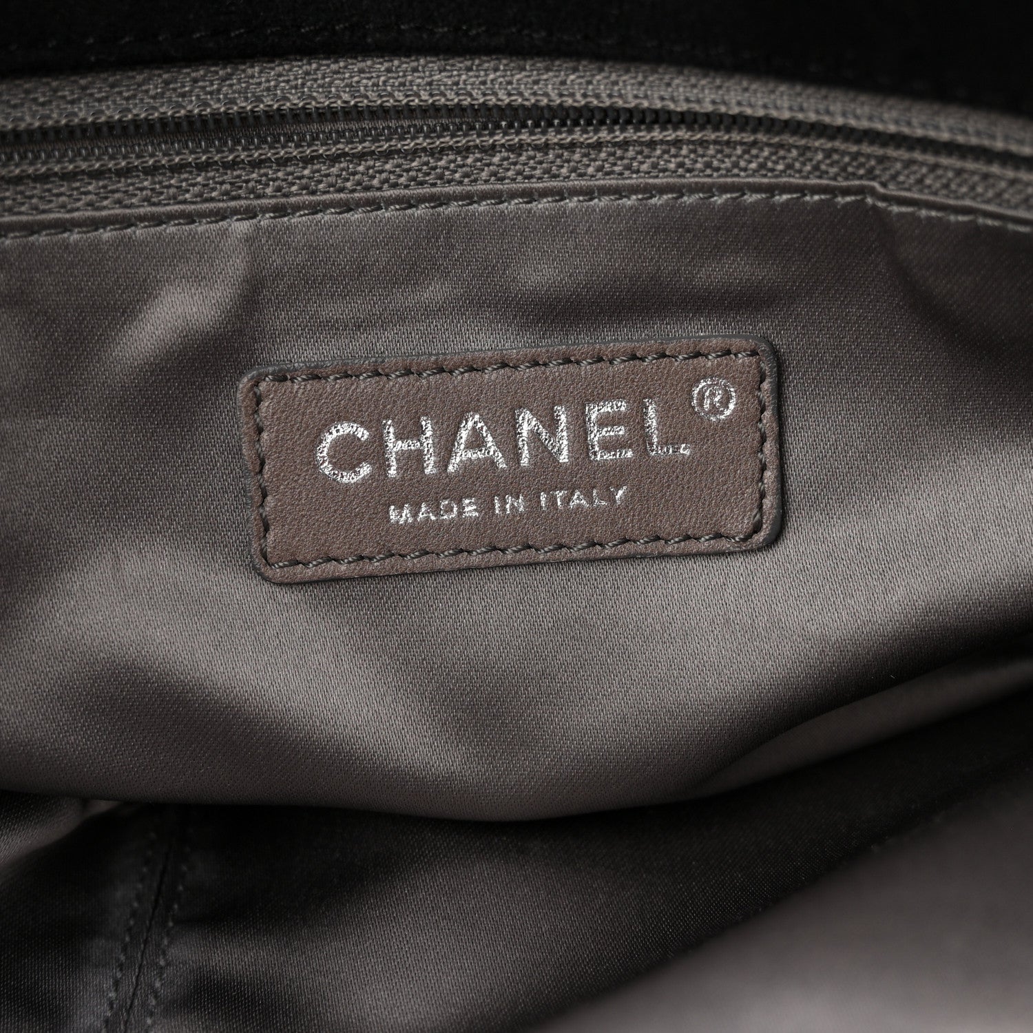 Chanel Microsuede Quilted Rodeo Drive Hobo Black 11 of 21