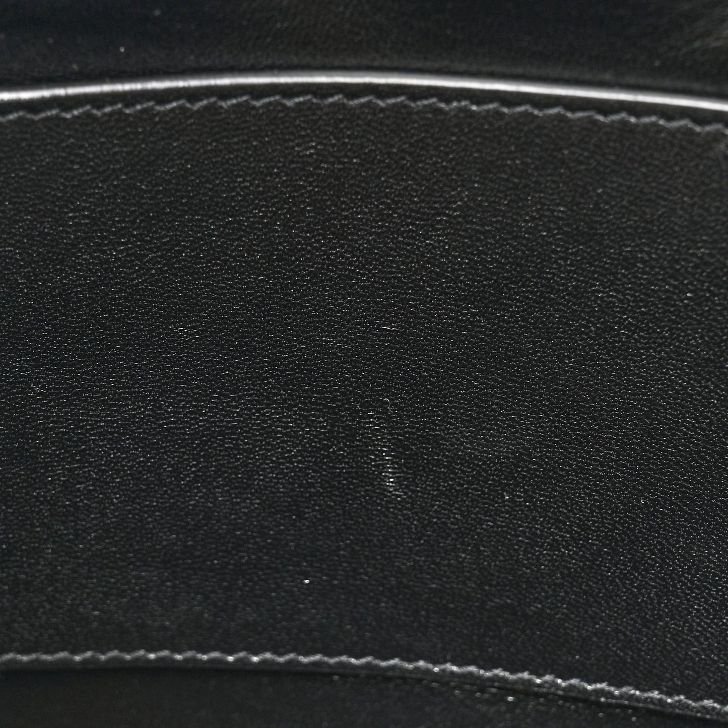 Smooth Calfskin Medium Fanny Black