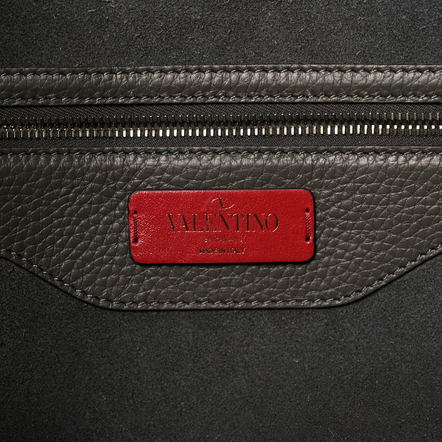 Grained Calfskin Rockstud Shoulder Tote Graphite