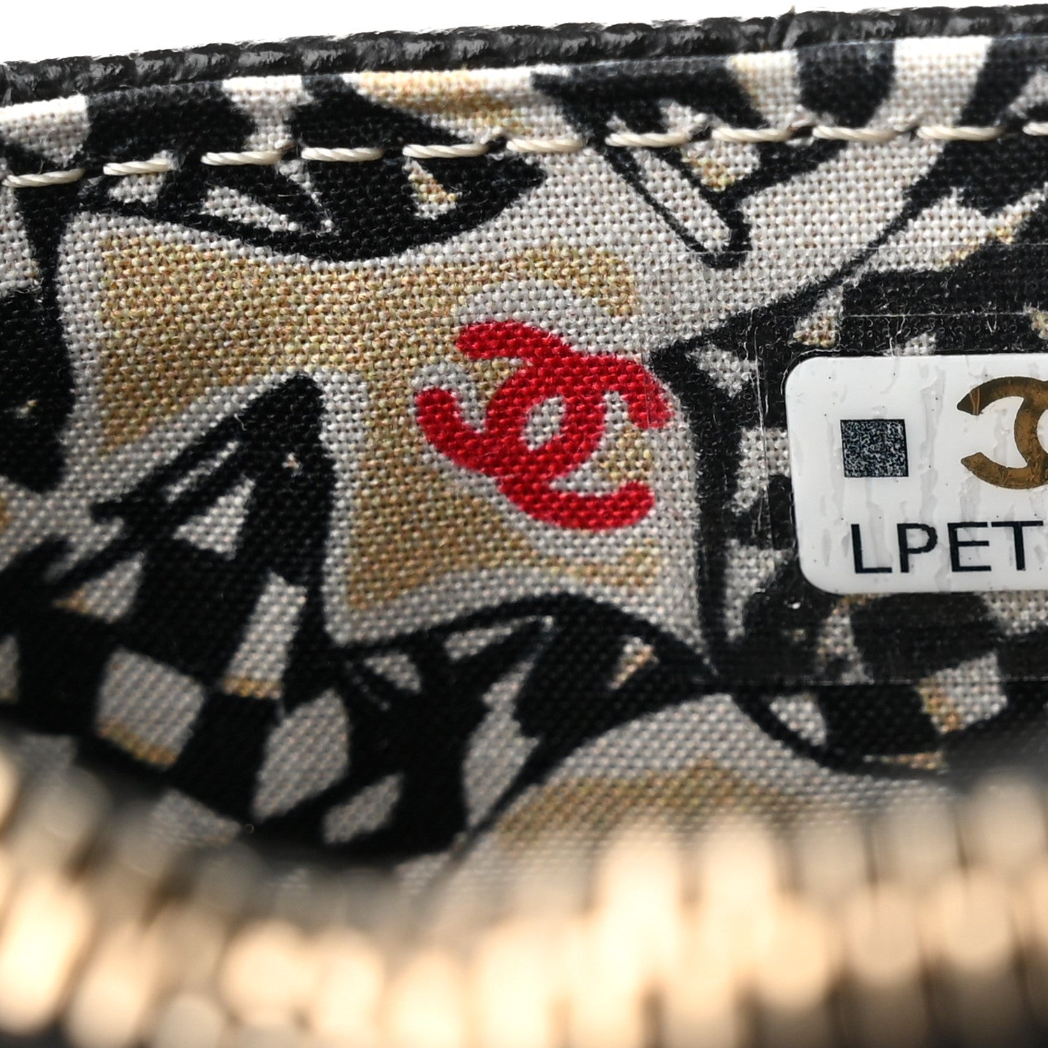 Chanel Caviar Quilted CC Zip Card Holder Black 7 of 8