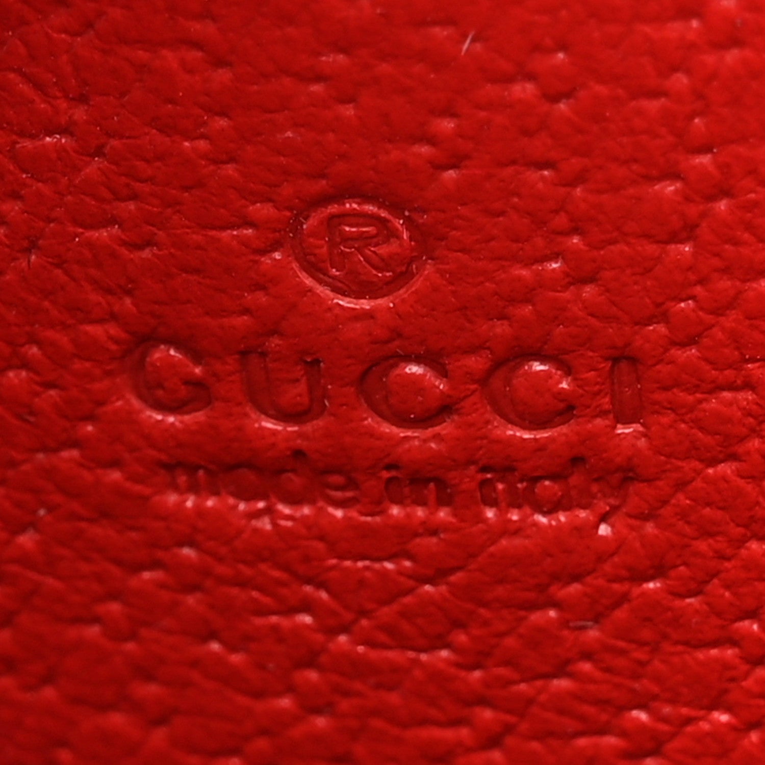 Gucci Textured Dollar Calfskin Retro Interlocking G Fruttini Strawberry Coin Case Bag Charm Key Holder 6 of 8