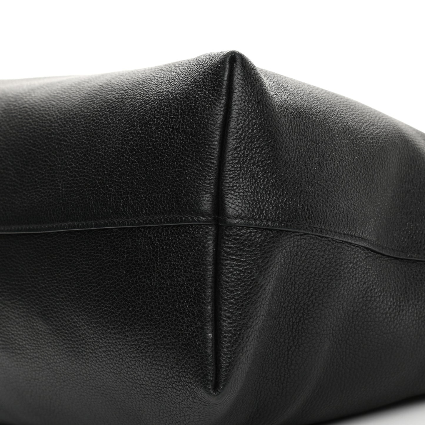 Vitello Daino Zip Shopping Tote Black