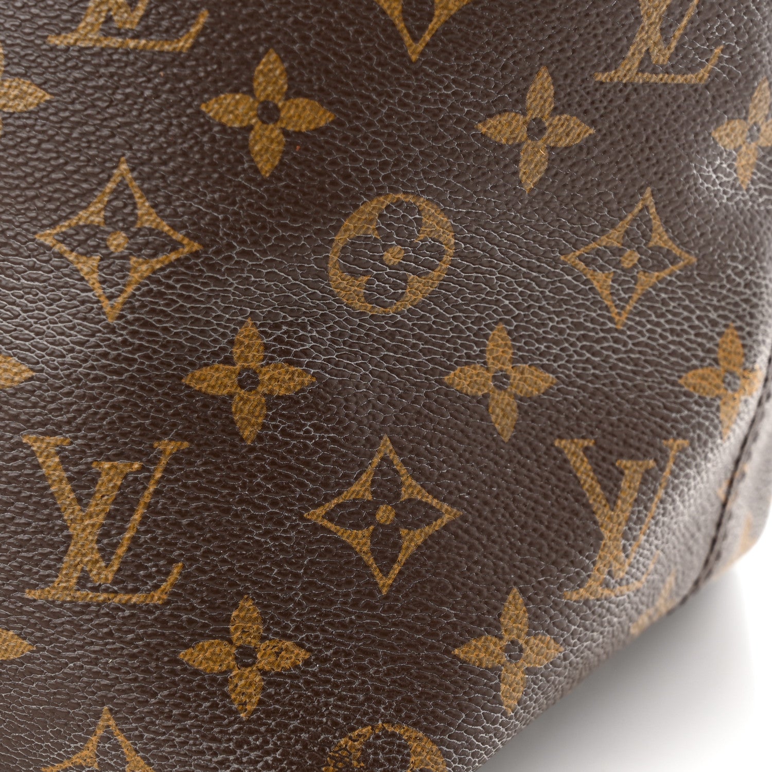 Louis Vuitton Monogram Iena MM 17 of 22