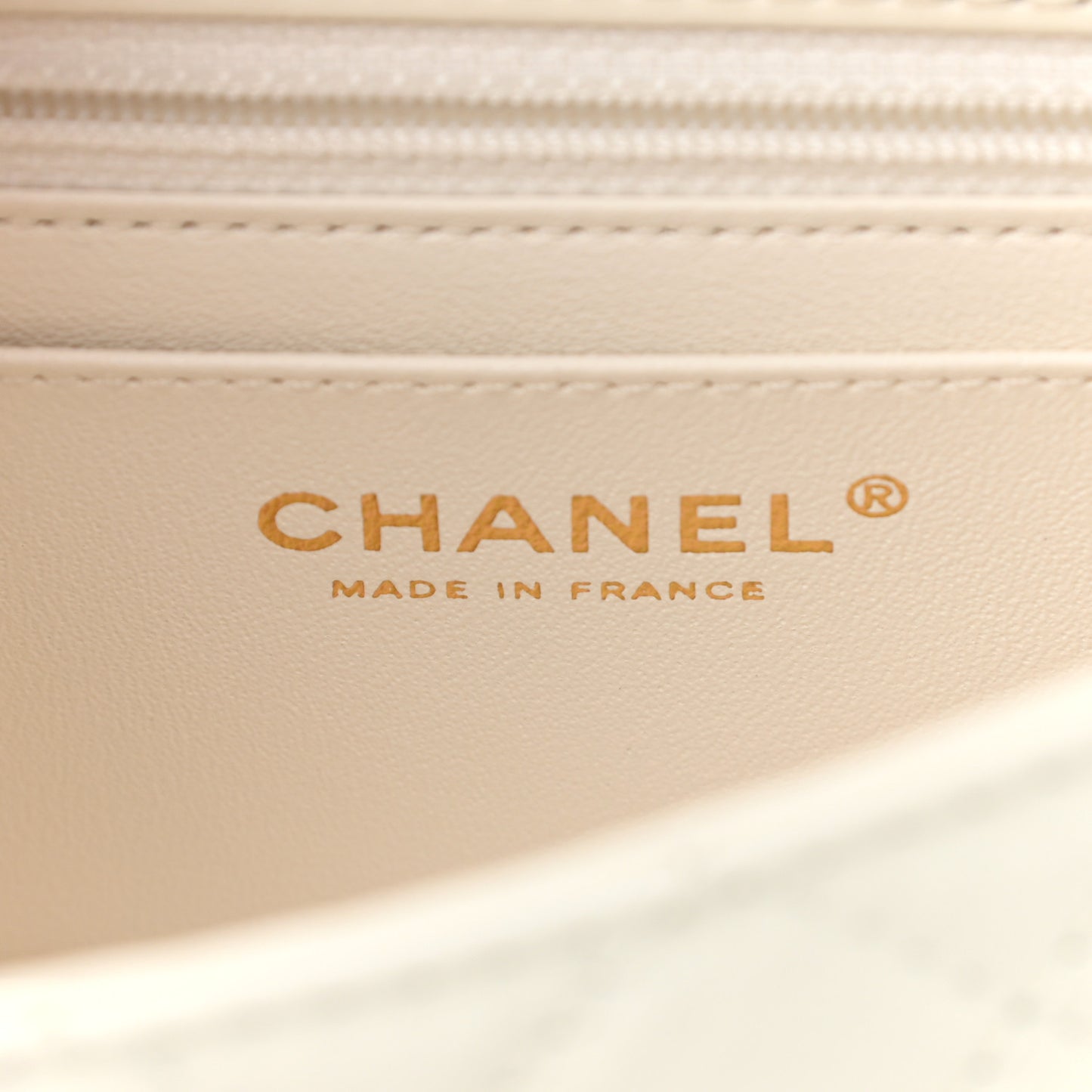 Aged Calfskin Quilted 2.55 Reissue Mini Flap White