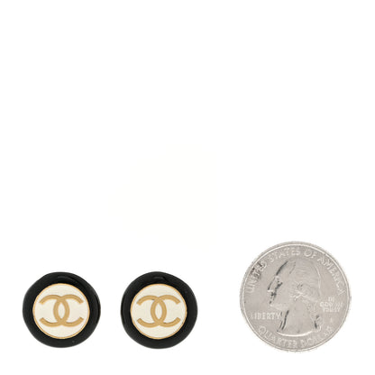 Chanel Enamel CC Clip On Earrings Black White 2 of 4