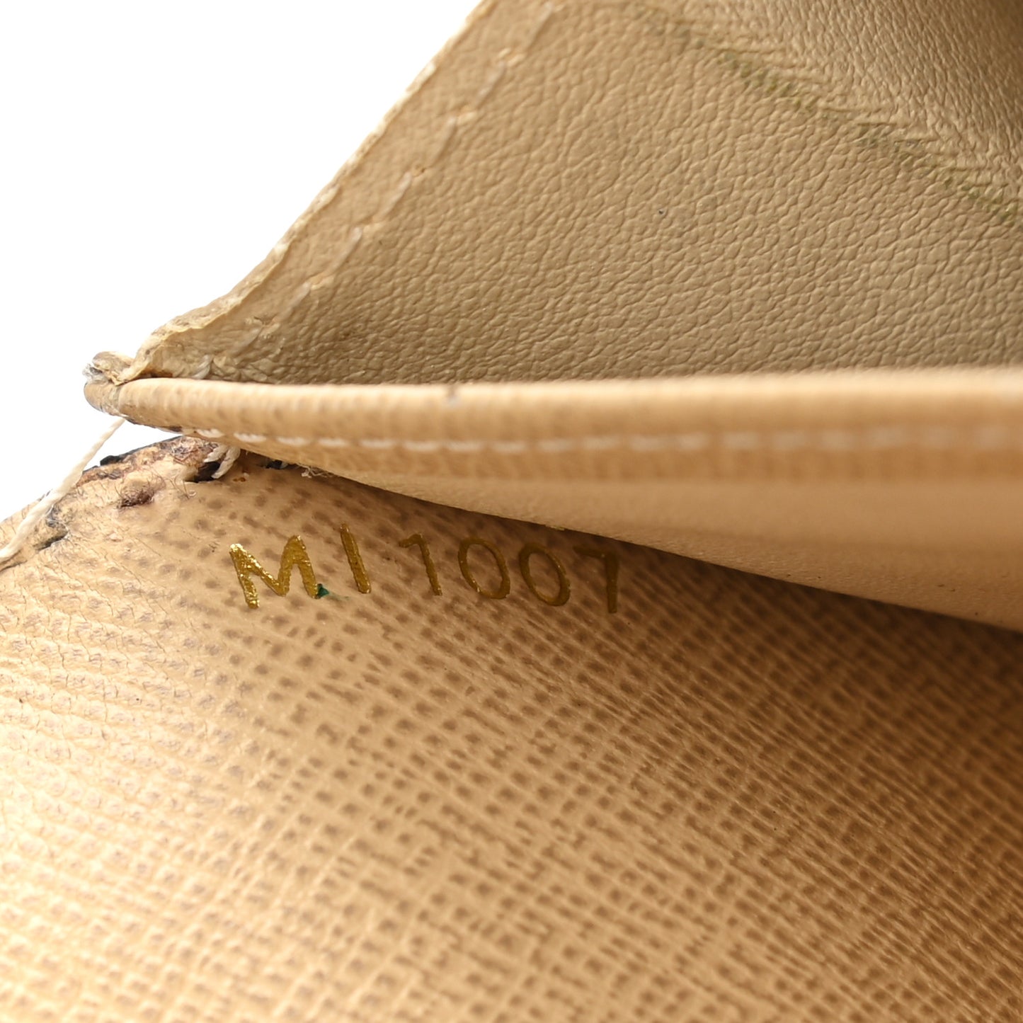 Monogram Dentelle Sarah Wallet Gold