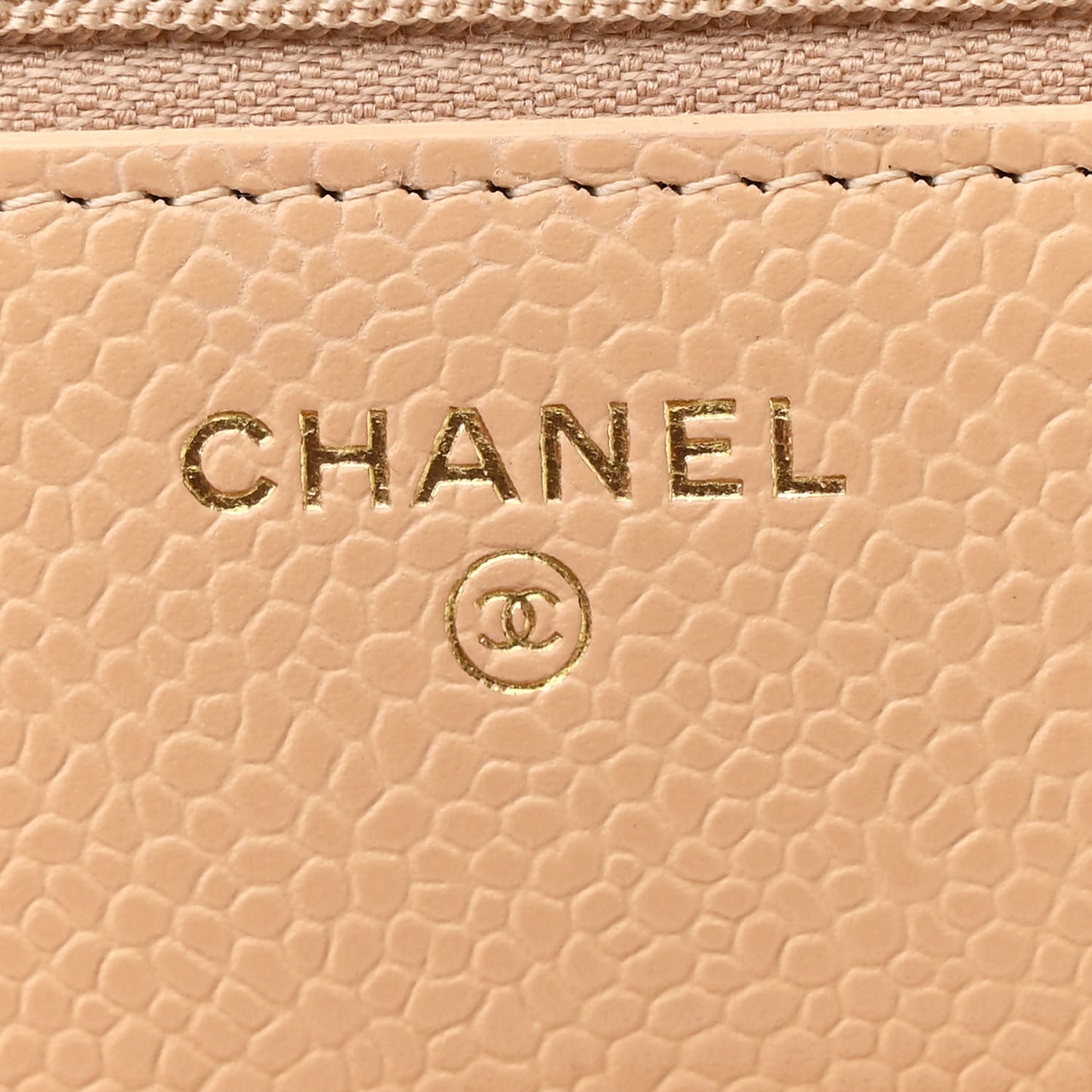 Caviar Quilted Wallet on Chain WOC Beige