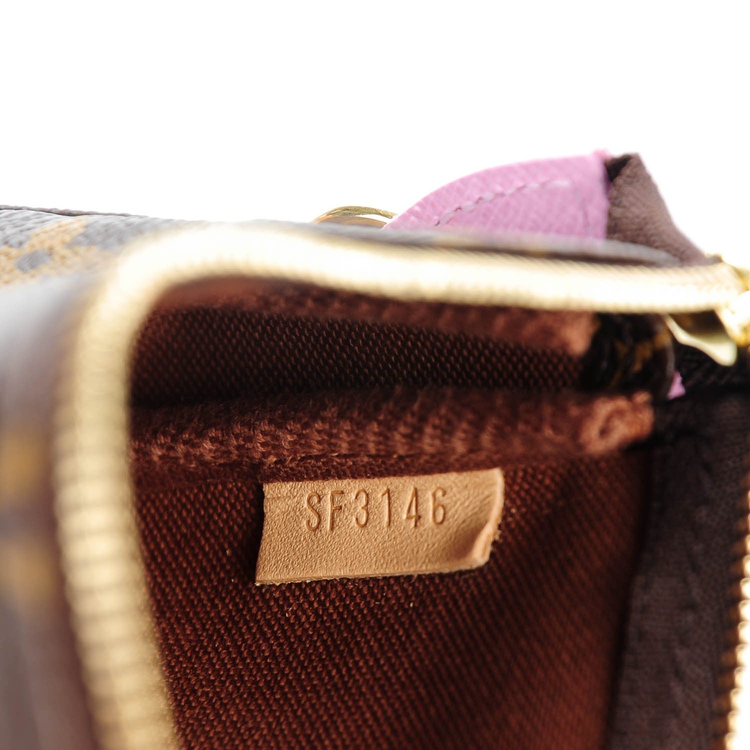 Louis Vuitton Monogram 2016 Christmas Animation Mini Pochette Accessories Rose Ballerine 7 of 7