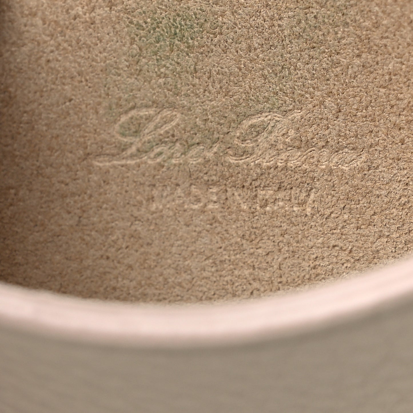Grained Calfskin Bale Phone Case Light Travertine
