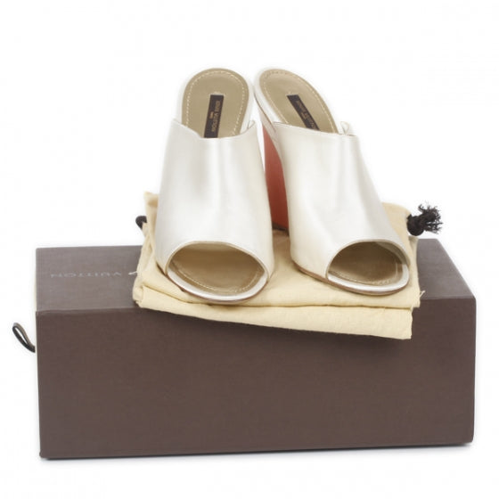 Satin Wedges 40 Ivory