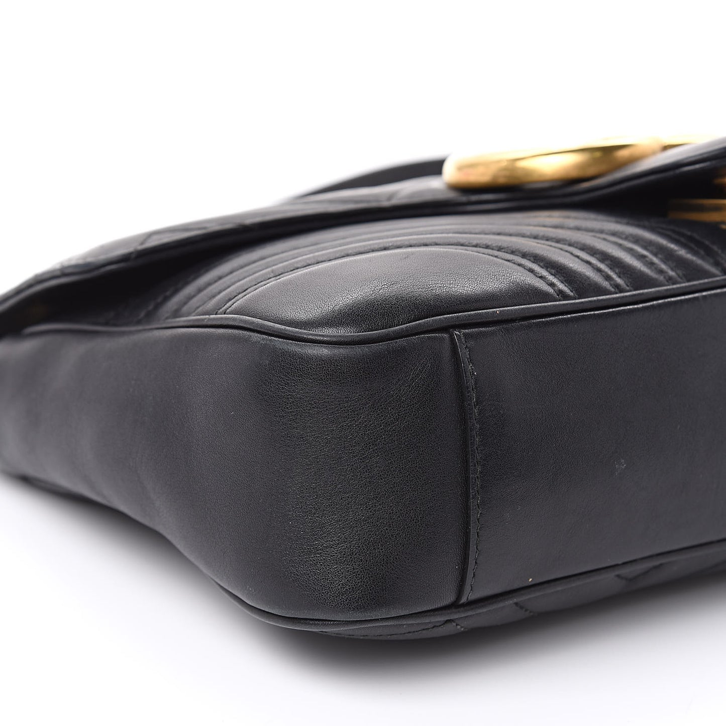 Calfskin Matelasse Medium GG Marmont Shoulder Bag Black