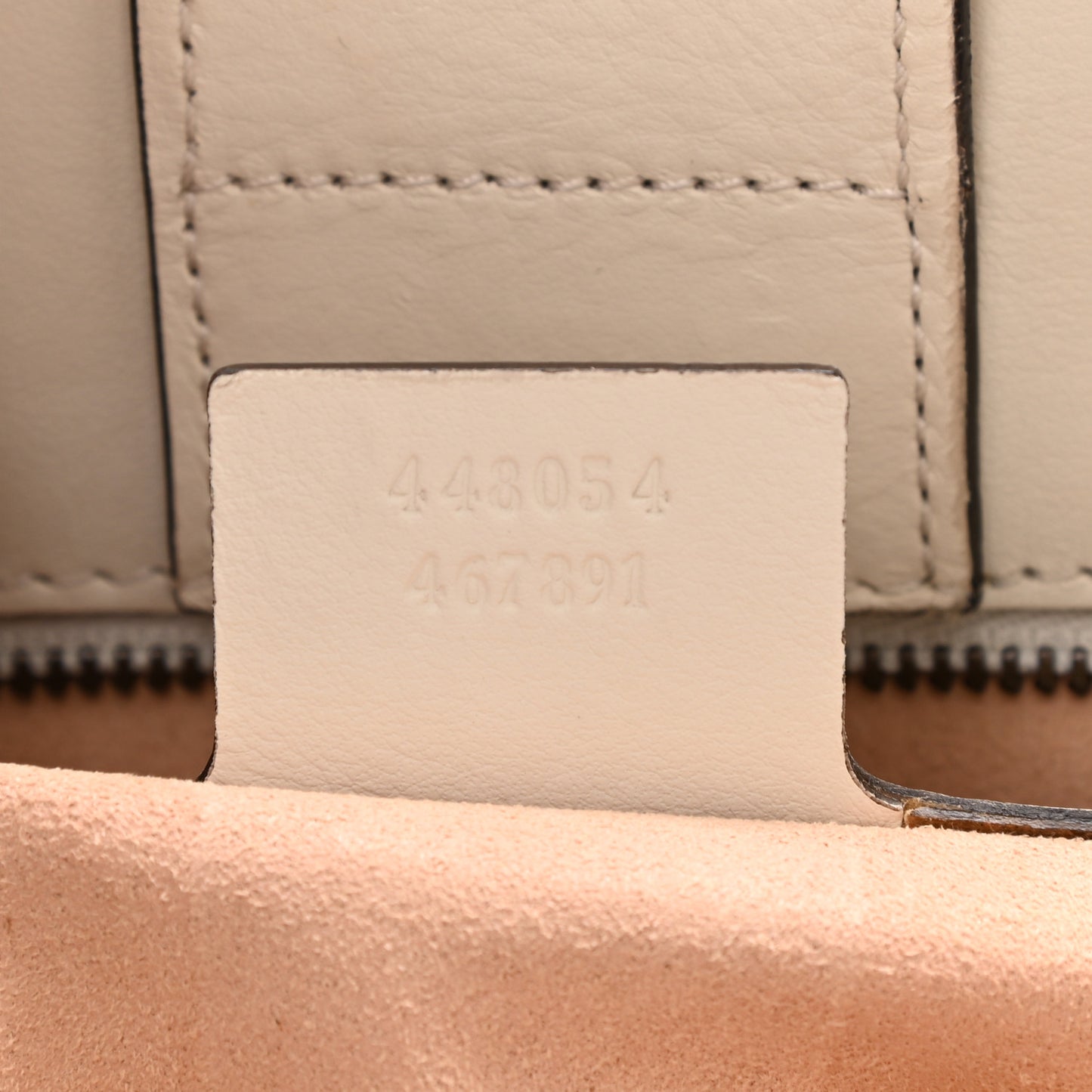 Calfskin Matelasse Small GG Marmont Tote White