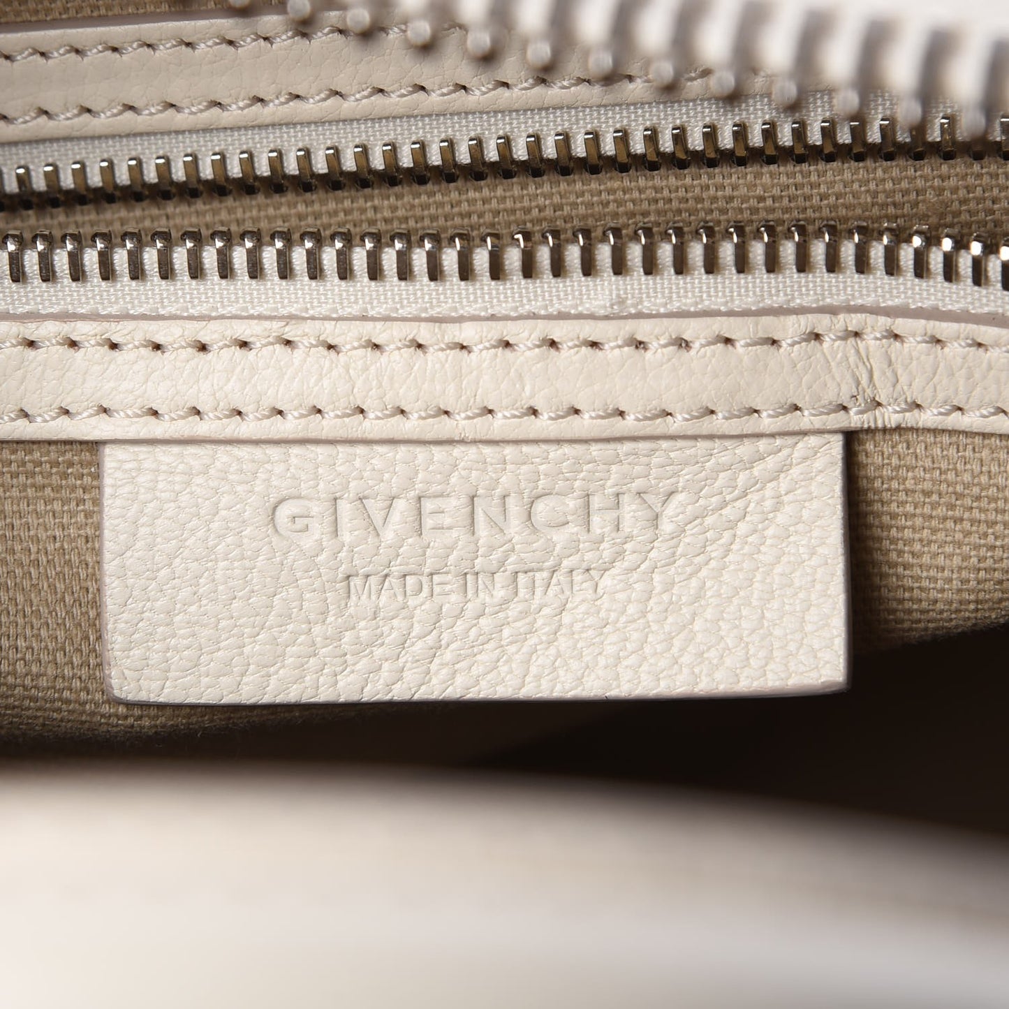 Sugar Goatskin Small Antigona Off White