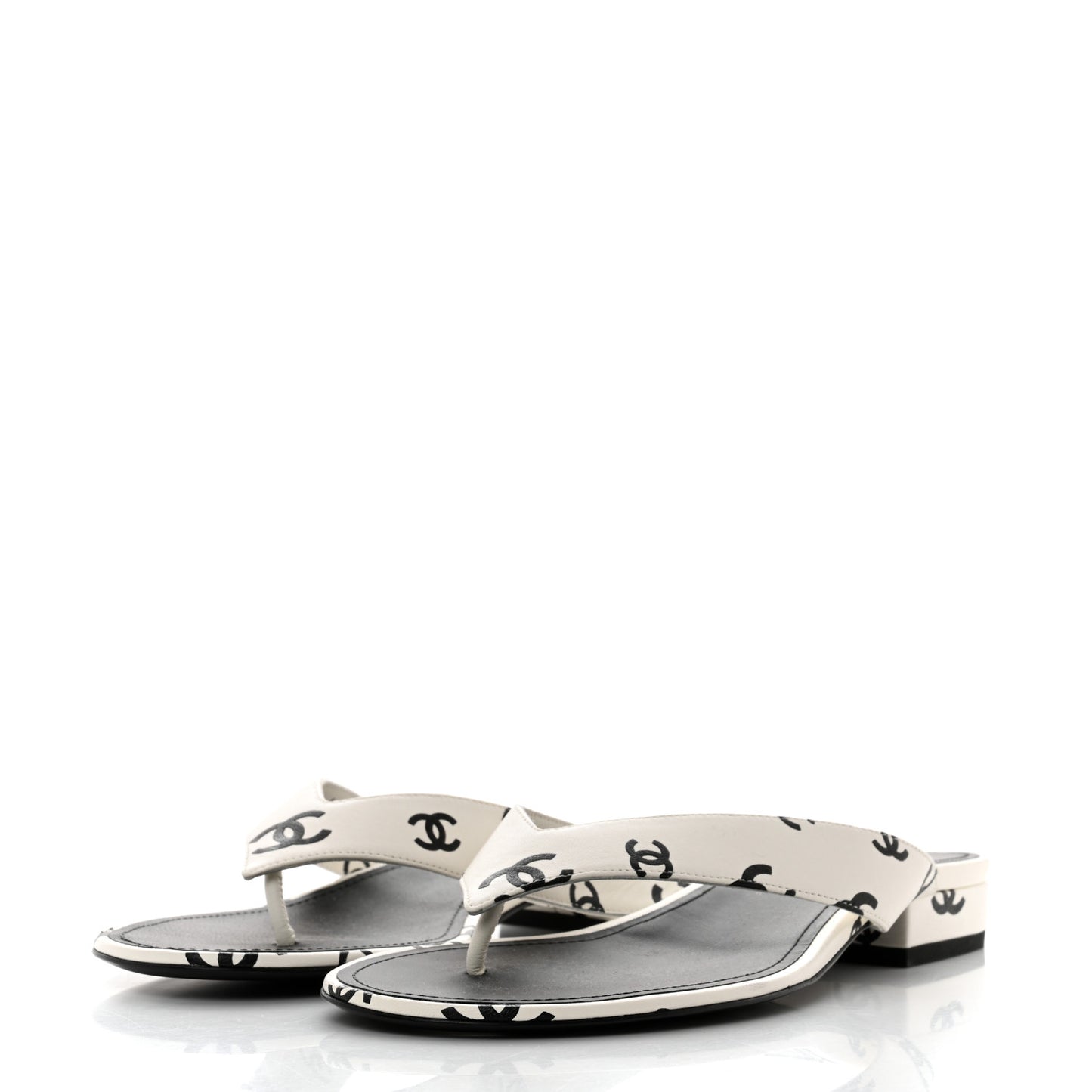 Lambskin Printed CC Thong Sandals 39.5 White Black
