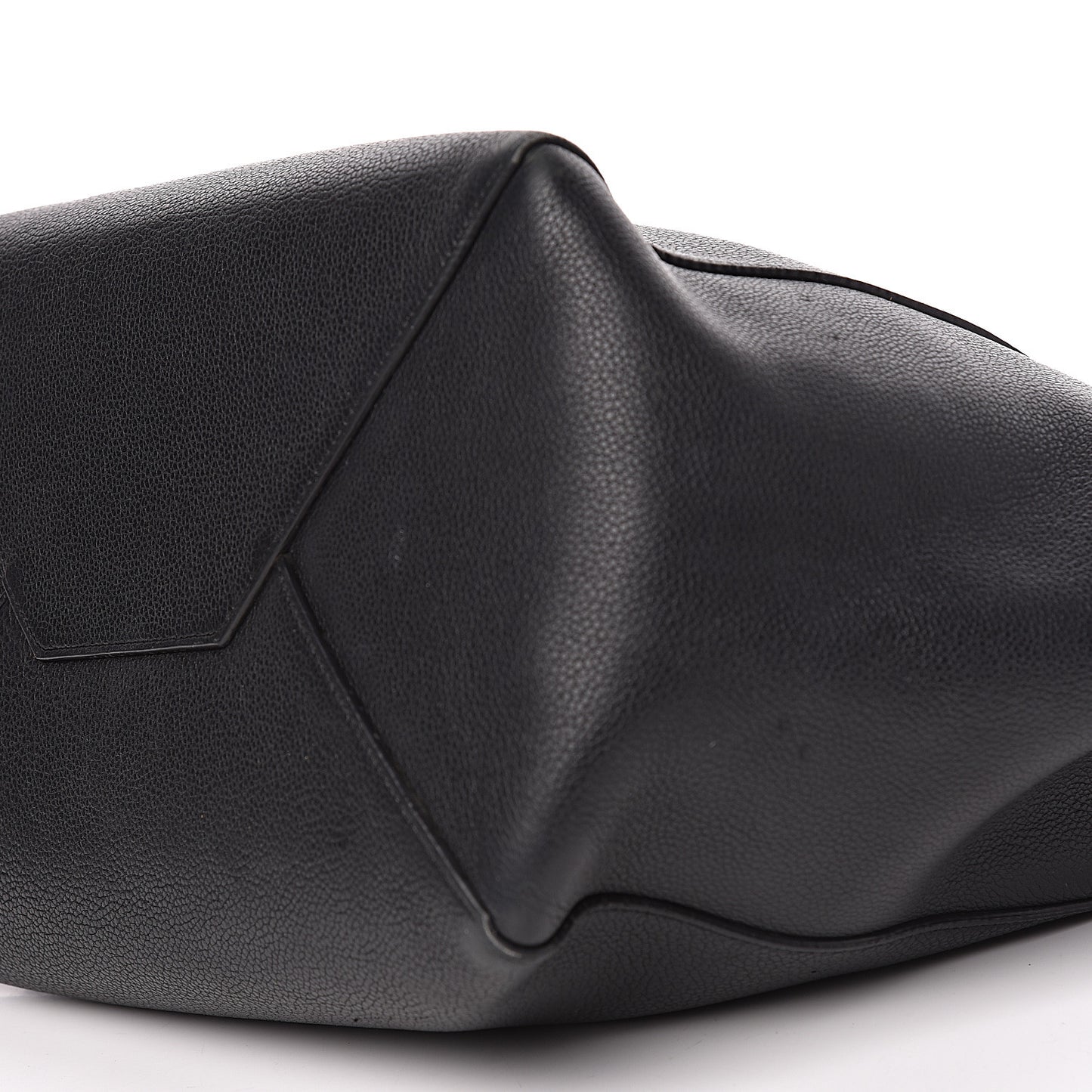 Soft Grained Calfskin Small Belt Cabas Phantom Black