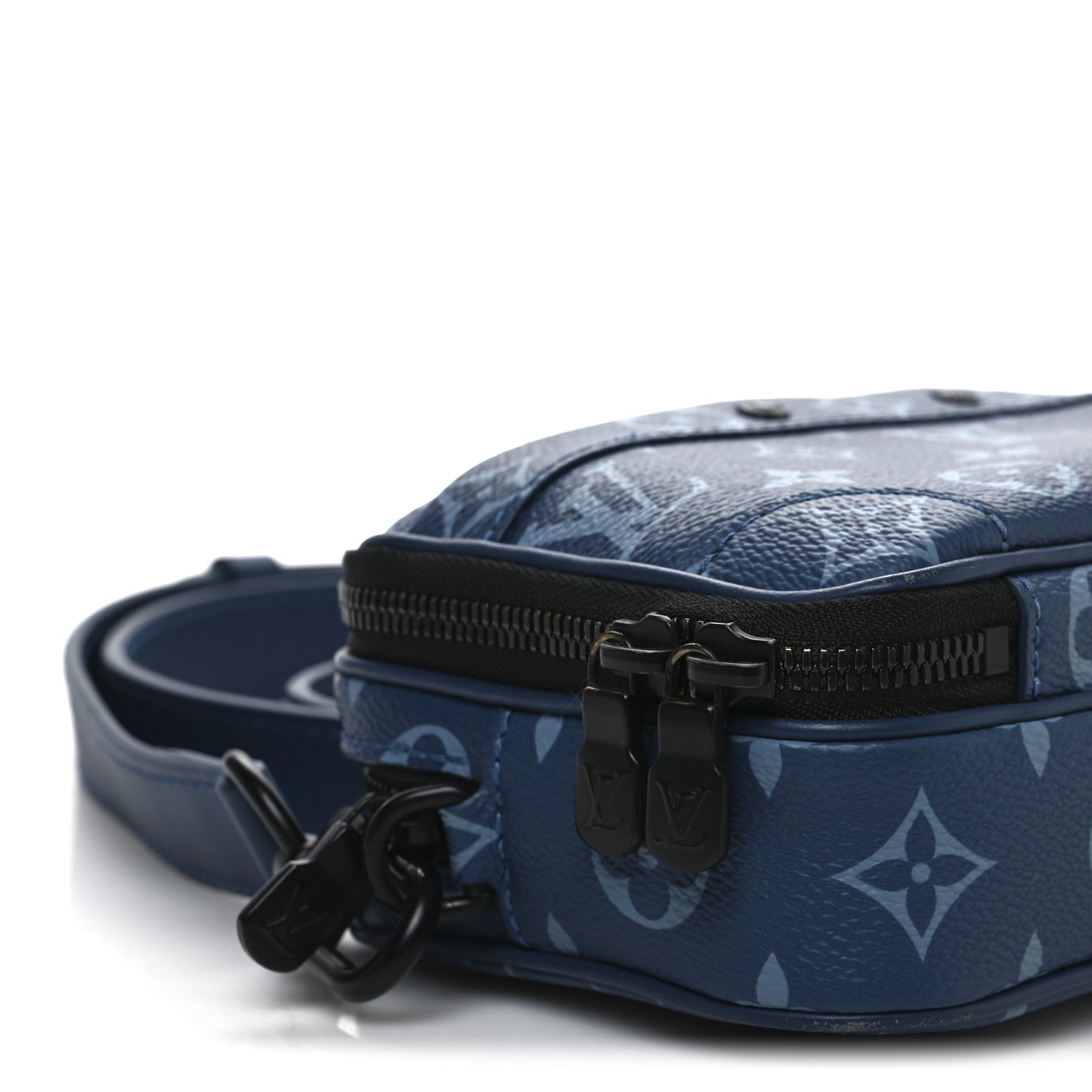 Louis Vuitton Monogram Alpha Wearable Wallet Atlantic Blue 9 of 12