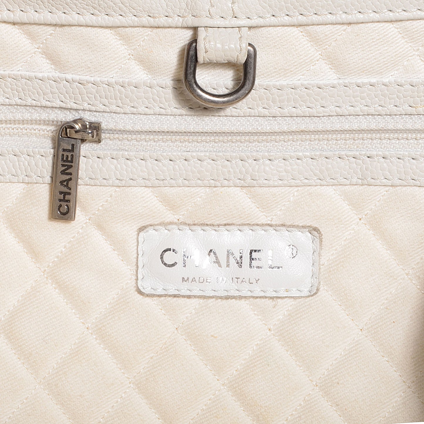Distressed Caviar Outdoor Ligne Tote White