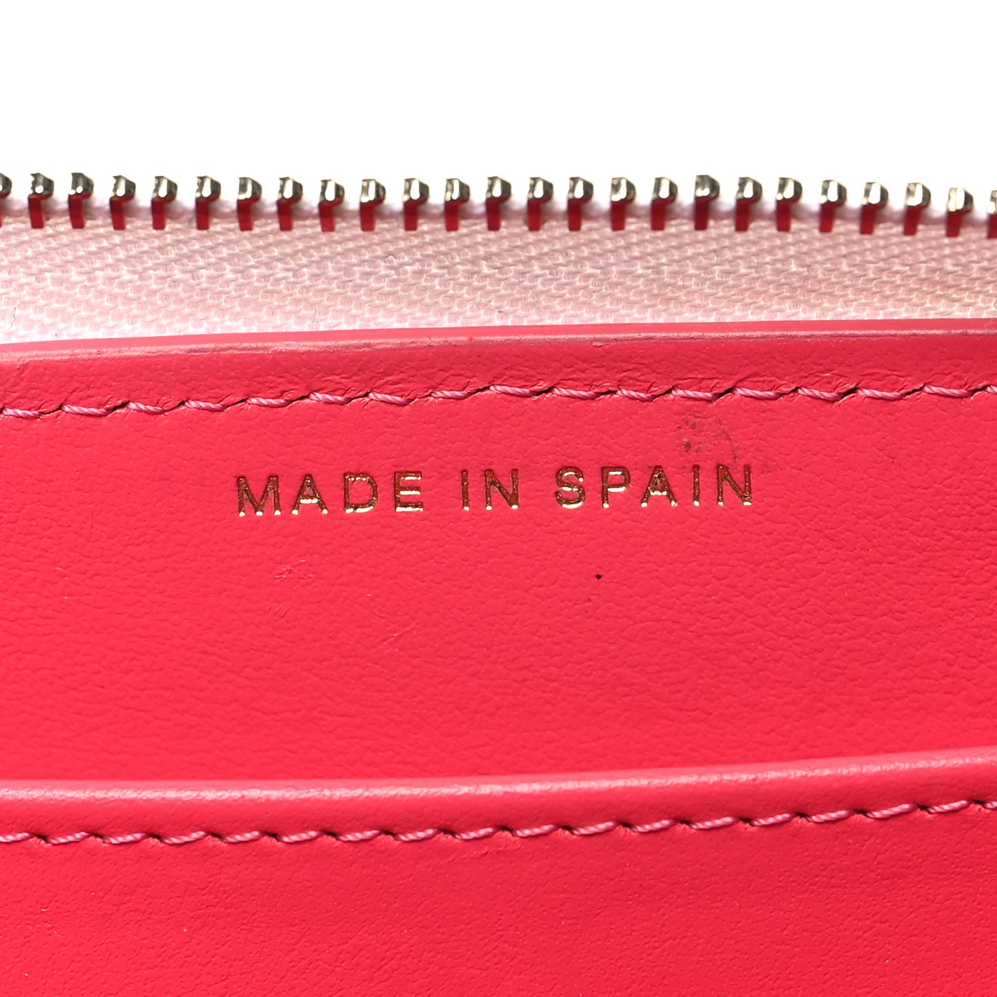 Caviar Quilted Perforated CC Zip Wallet White