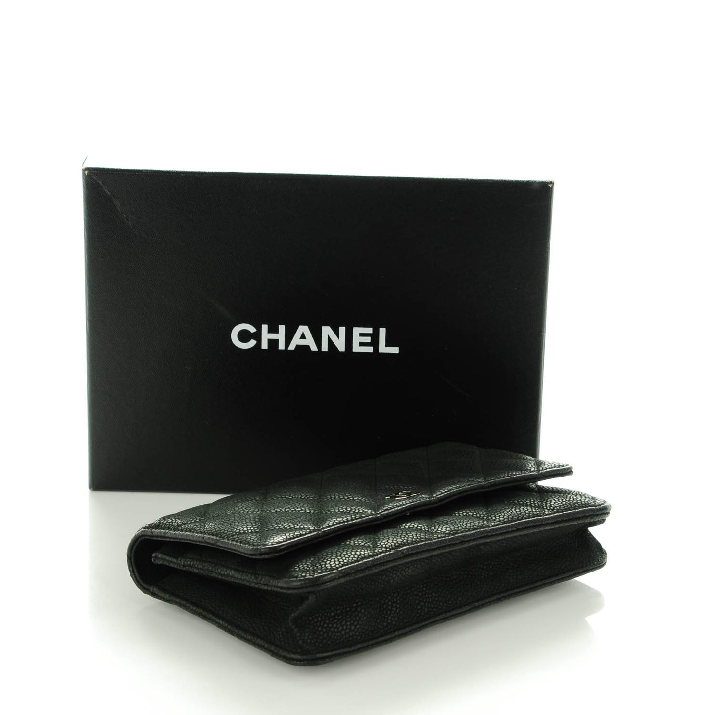 Iridescent Caviar Quilted Wallet on Chain WOC Black