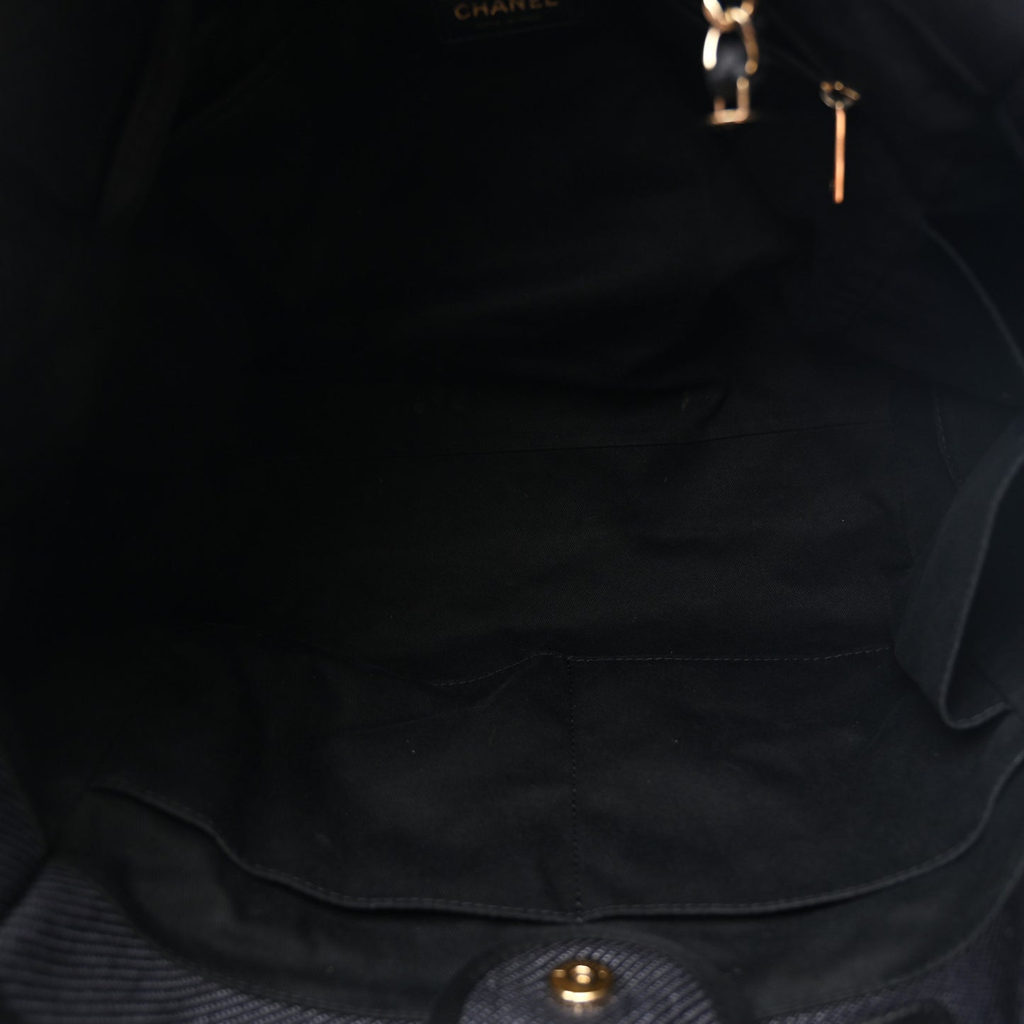 Woven Straw Raffia Medium Deauville Tote Black