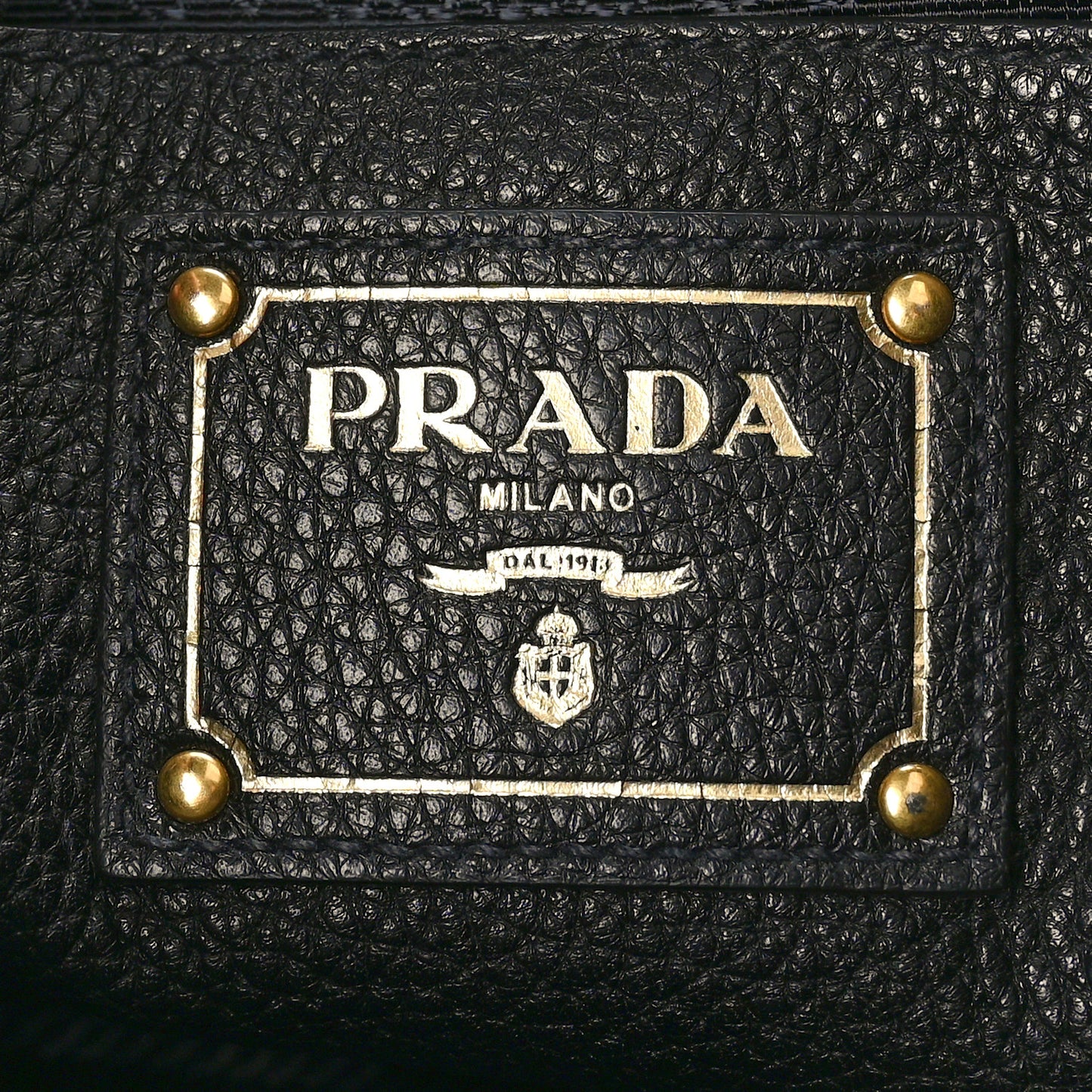 Vitello Daino Shopping Tote Black