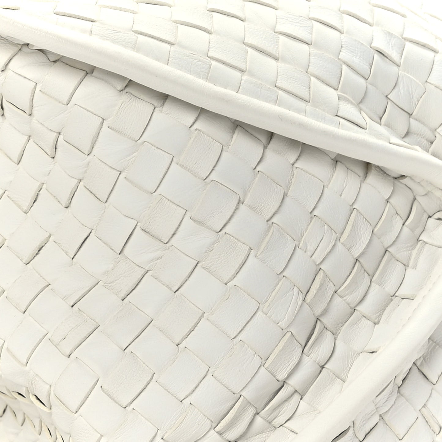 Nappa Intrecciato Hobo White