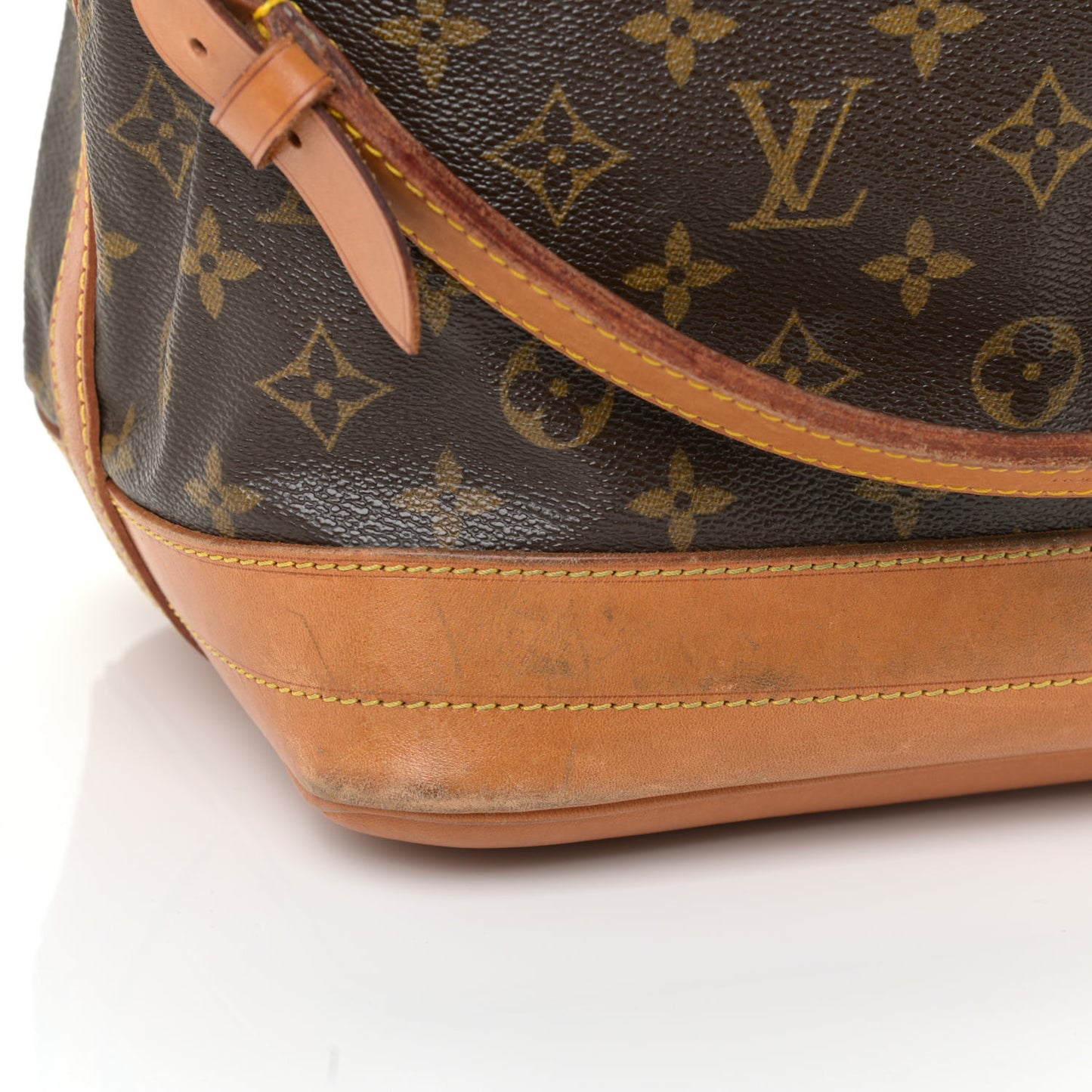 Monogram Noe