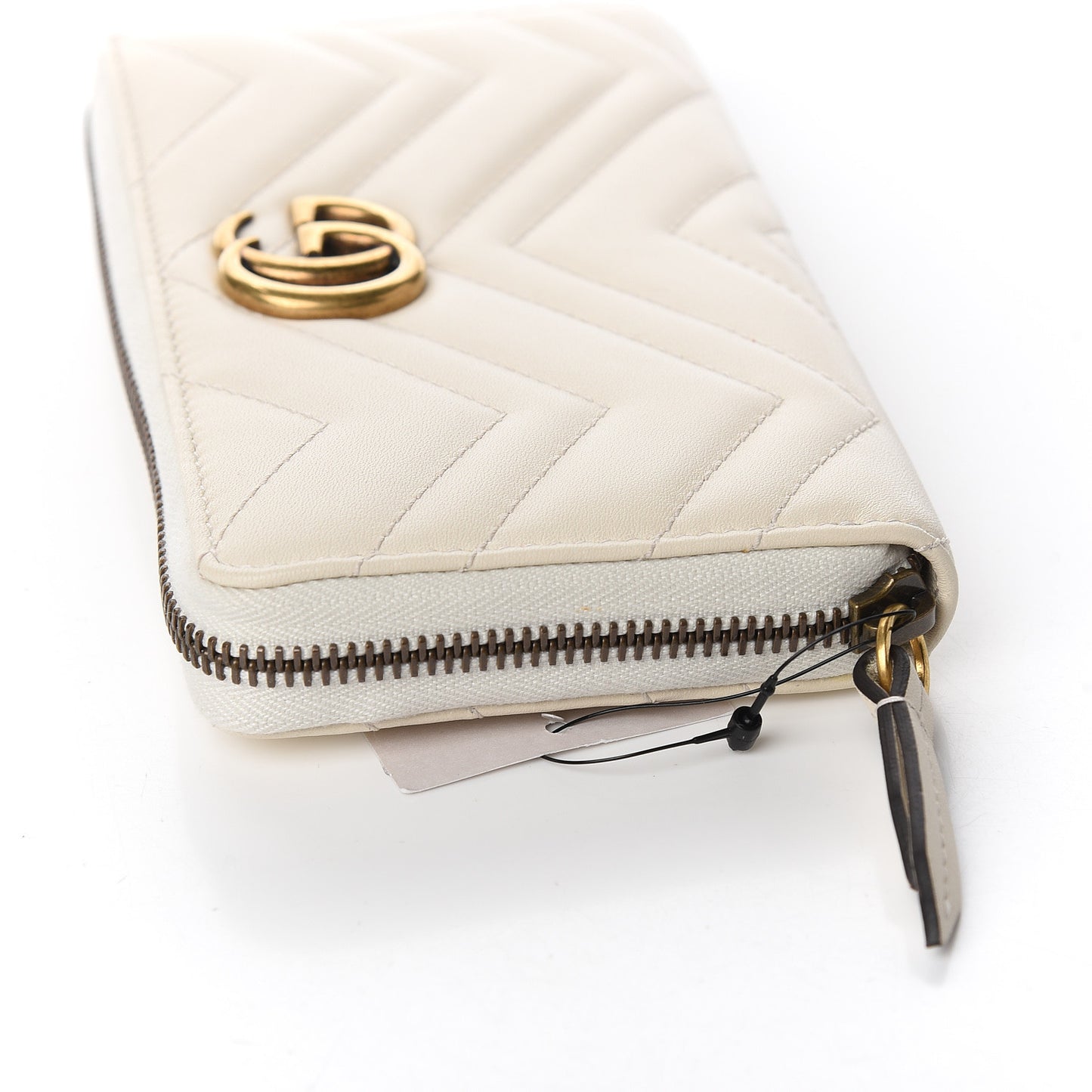 Calfskin Matelasse GG Marmont Zip Around Wallet White