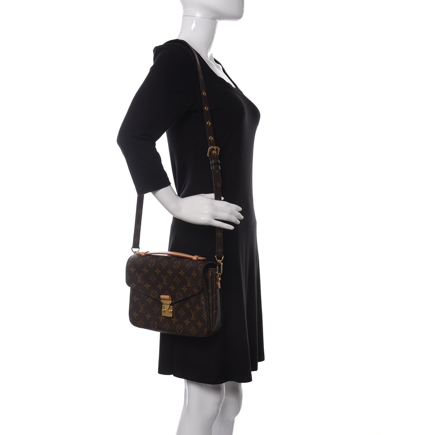 Louis Vuitton Monogram Pochette Metis 2 of 9