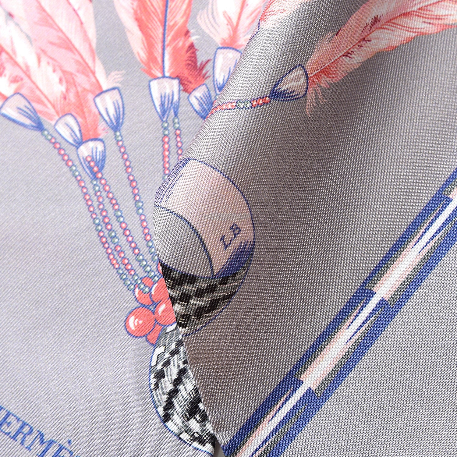 Hermes Silk Brazil Maxi Twilly Gris Perle Saumon Mauve 3 of 4