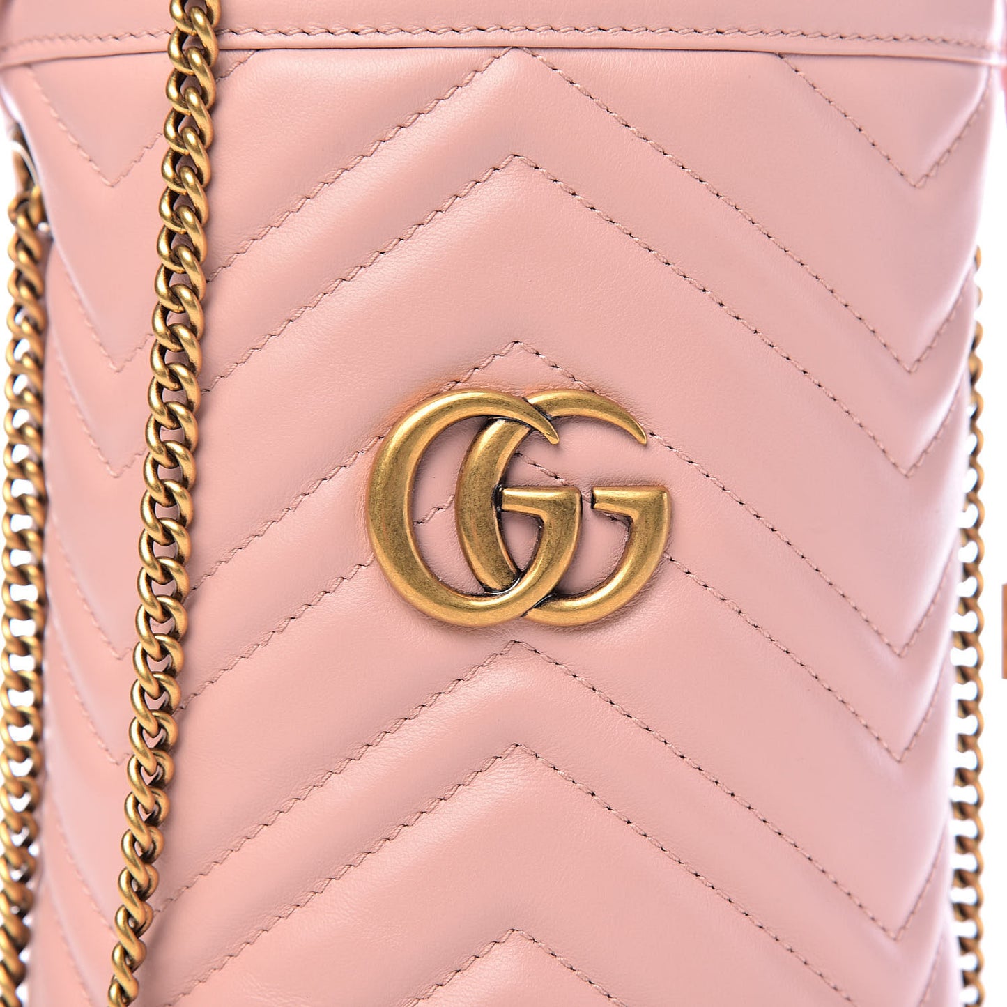 Calfskin Matelasse Mini GG Marmont 2.0 Bucket Bag Perfect Pink