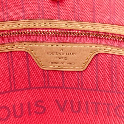 Louis Vuitton Monogram V Neverfull MM Grenade 9 of 16